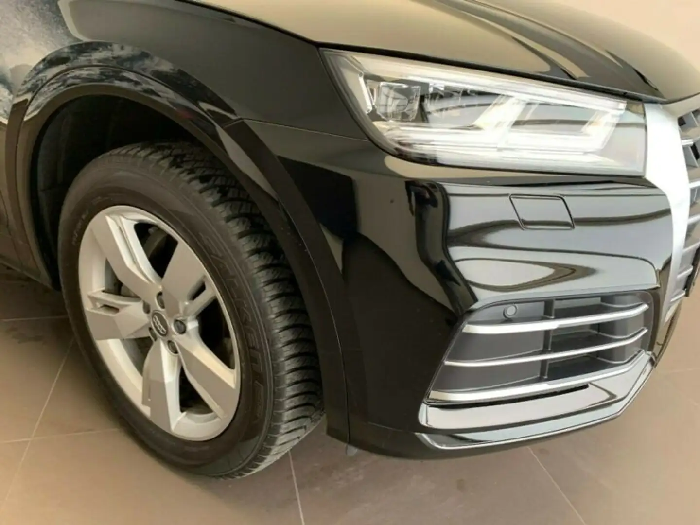Audi Q5 Q5 40 TDI quattro S tronic sport Schwarz - 2