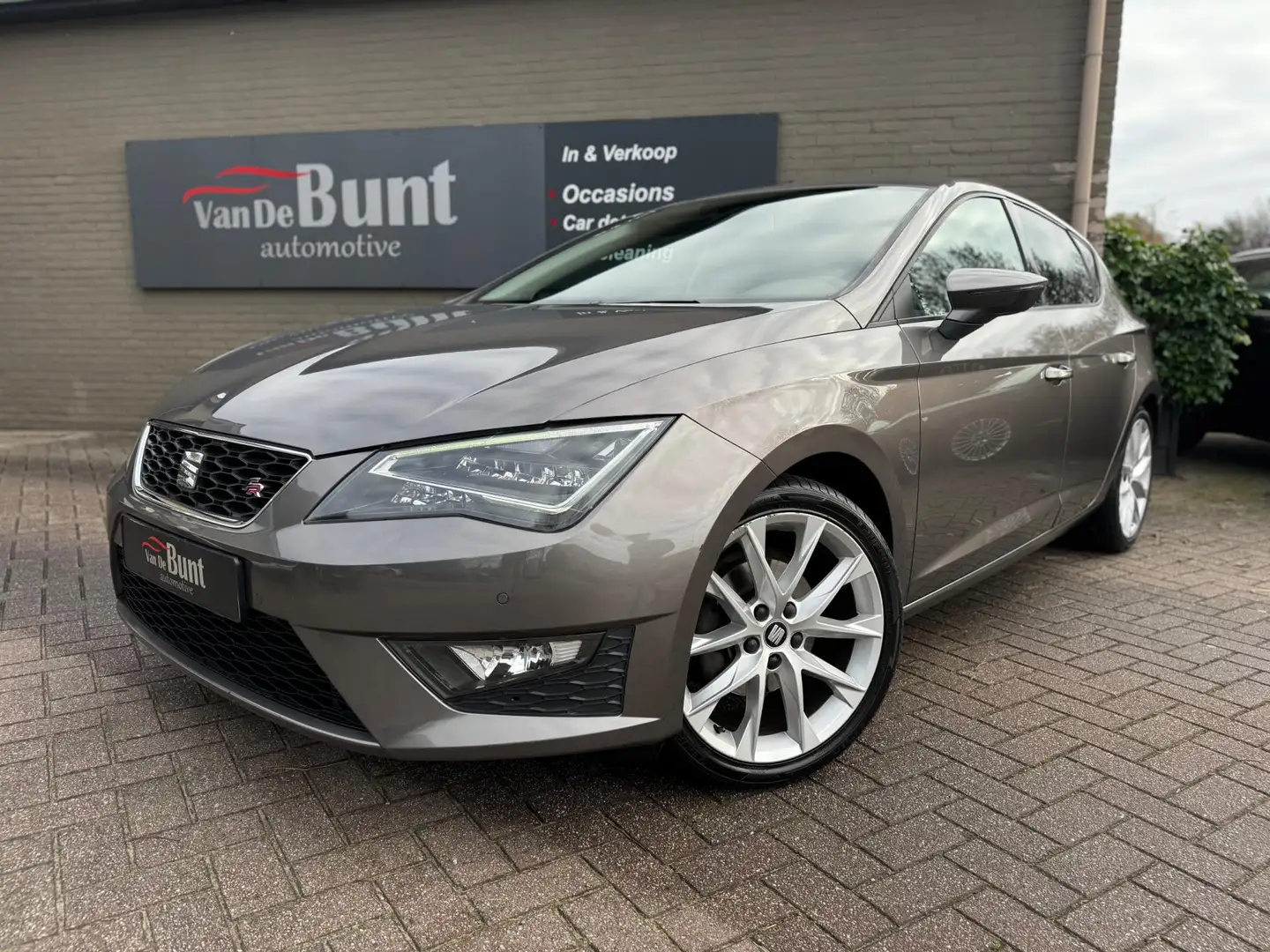SEAT Leon 1.4 TSI FR -DSG-ORG. NL- Gris - 1