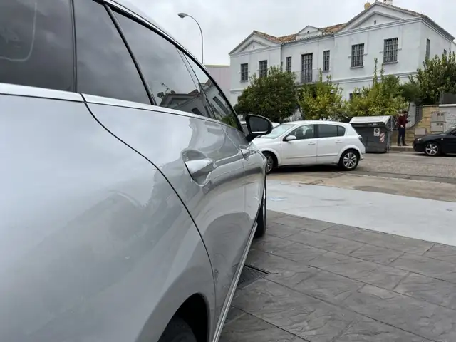 Mercedes-Benz Unknown Model view 14