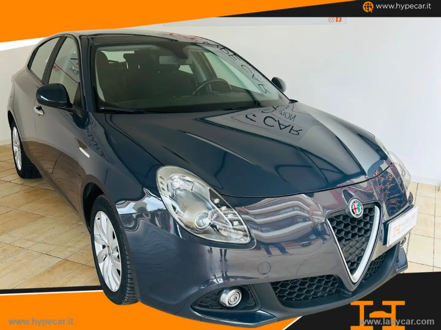Alfa Romeo Giulietta 1.6 JTDm-2 120 CV Distinctive Grijs - 1