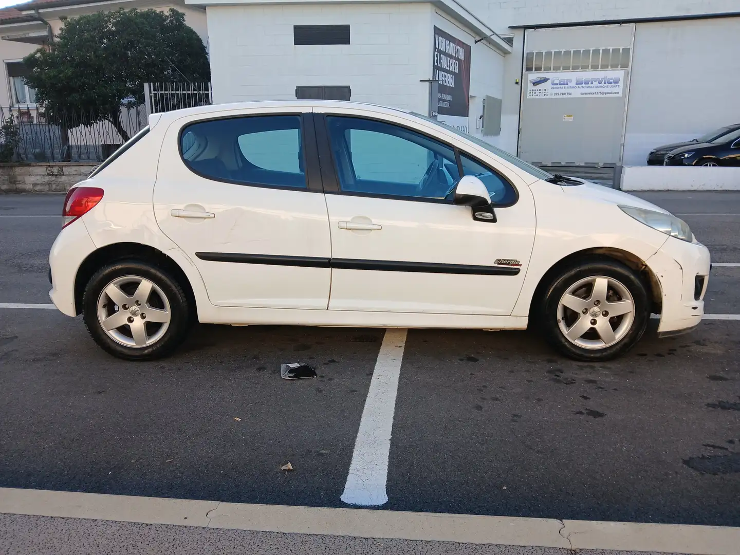 Peugeot 207 207 5p 1.4 eco-Gpl Bianco - 1