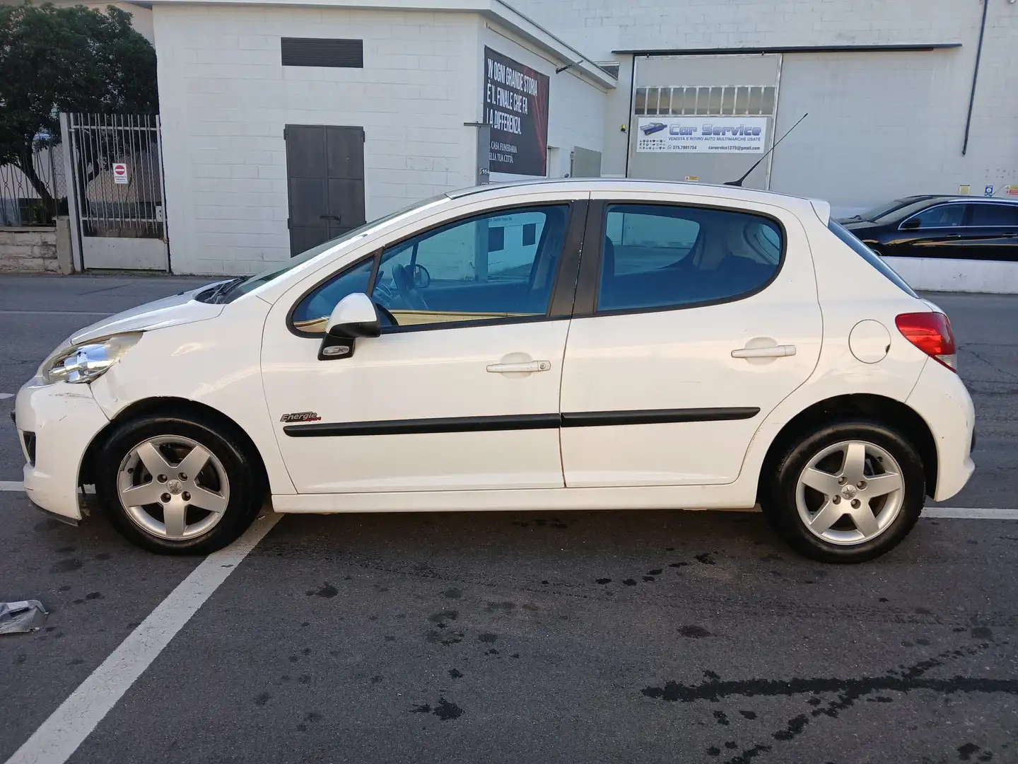 Peugeot 207 207 5p 1.4 eco-Gpl Bianco - 2