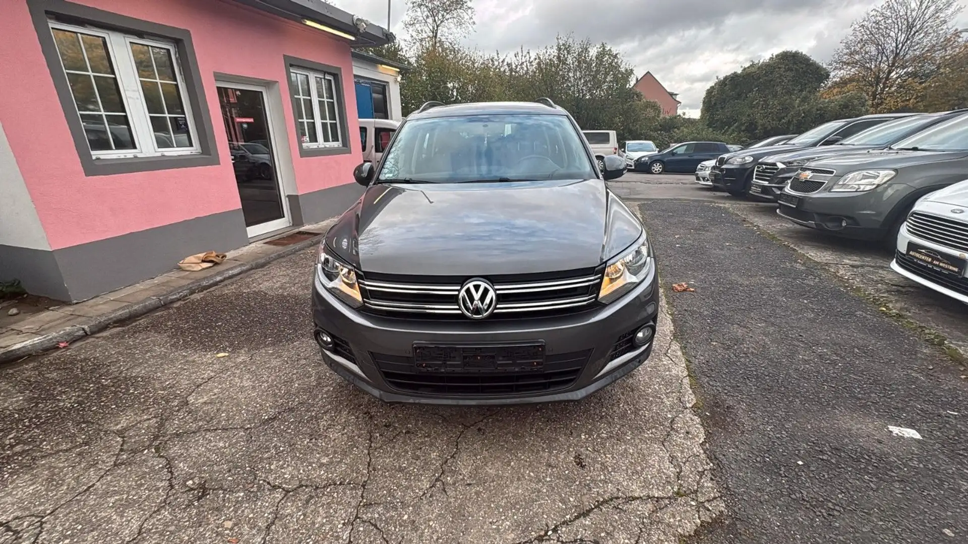 Volkswagen Tiguan Trend & Fun BMT Gris - 2