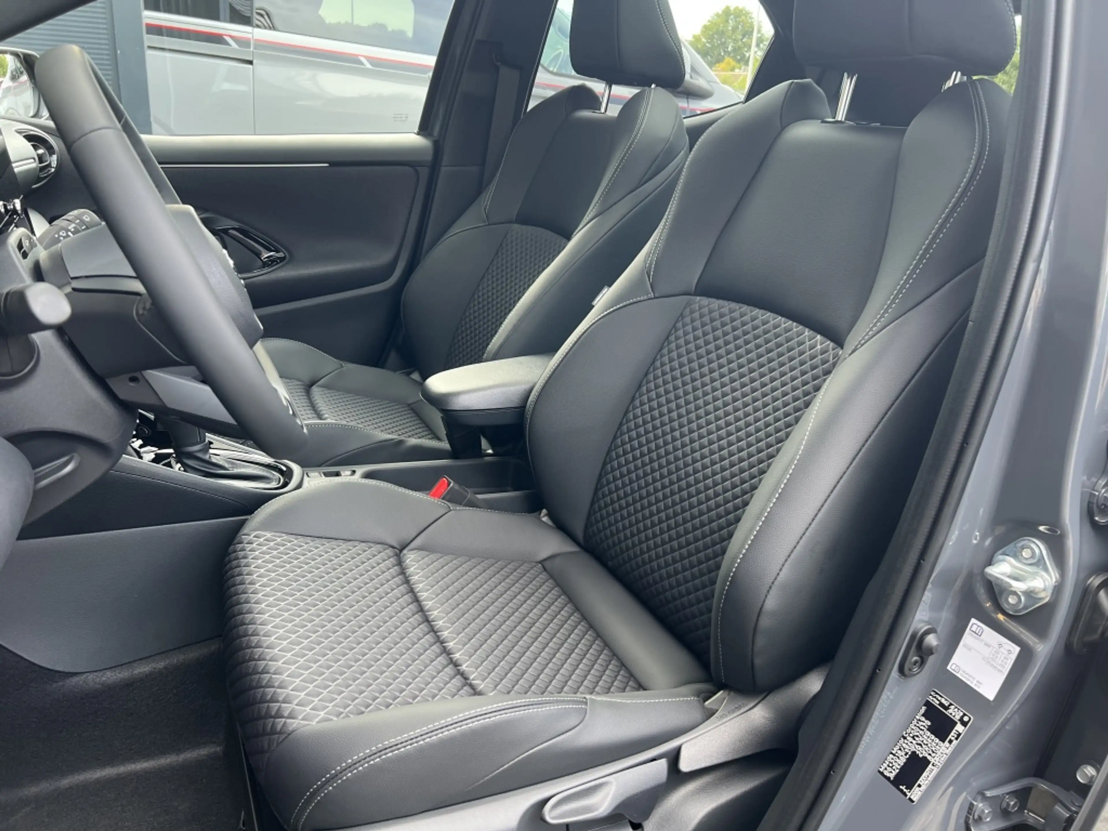Mazda 2 Hybrid 1.5 Homura Plus automaat Panorama dak! — photo 11