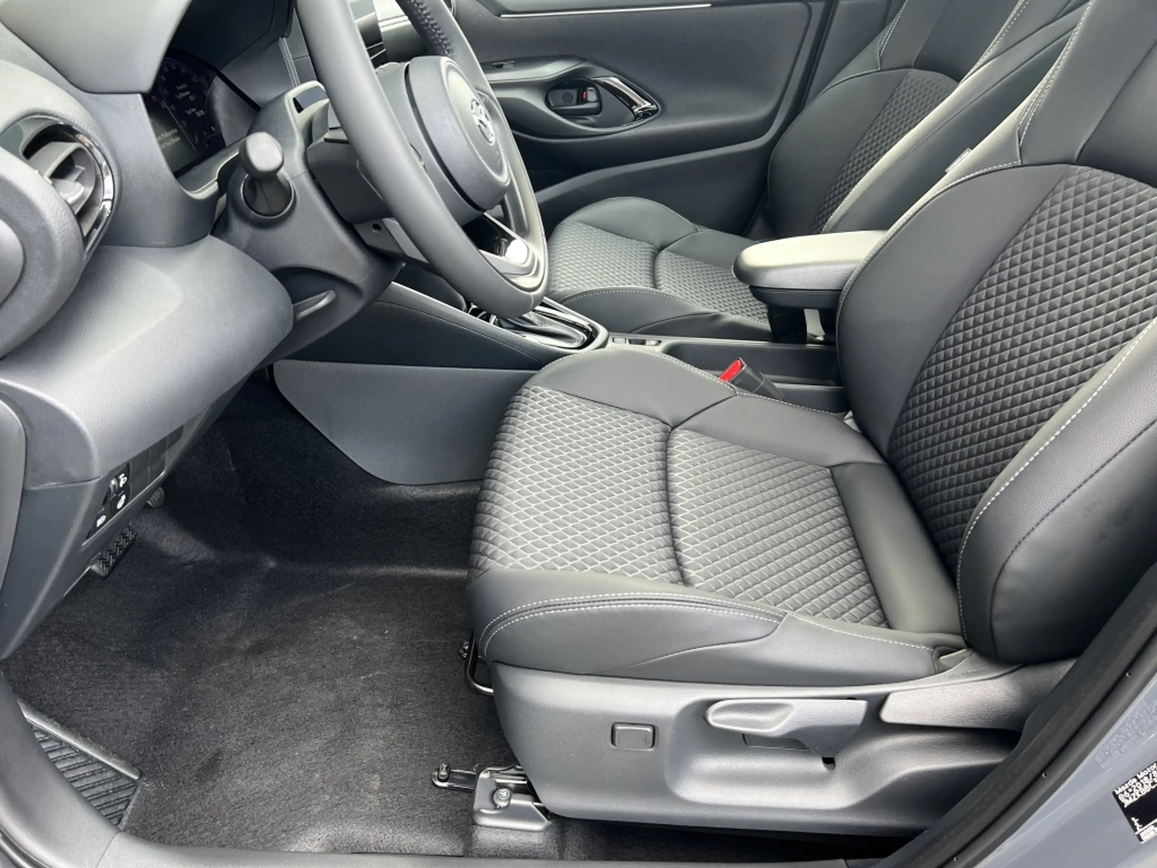 Mazda 2 Hybrid 1.5 Homura Plus automaat Panorama dak! — photo 12