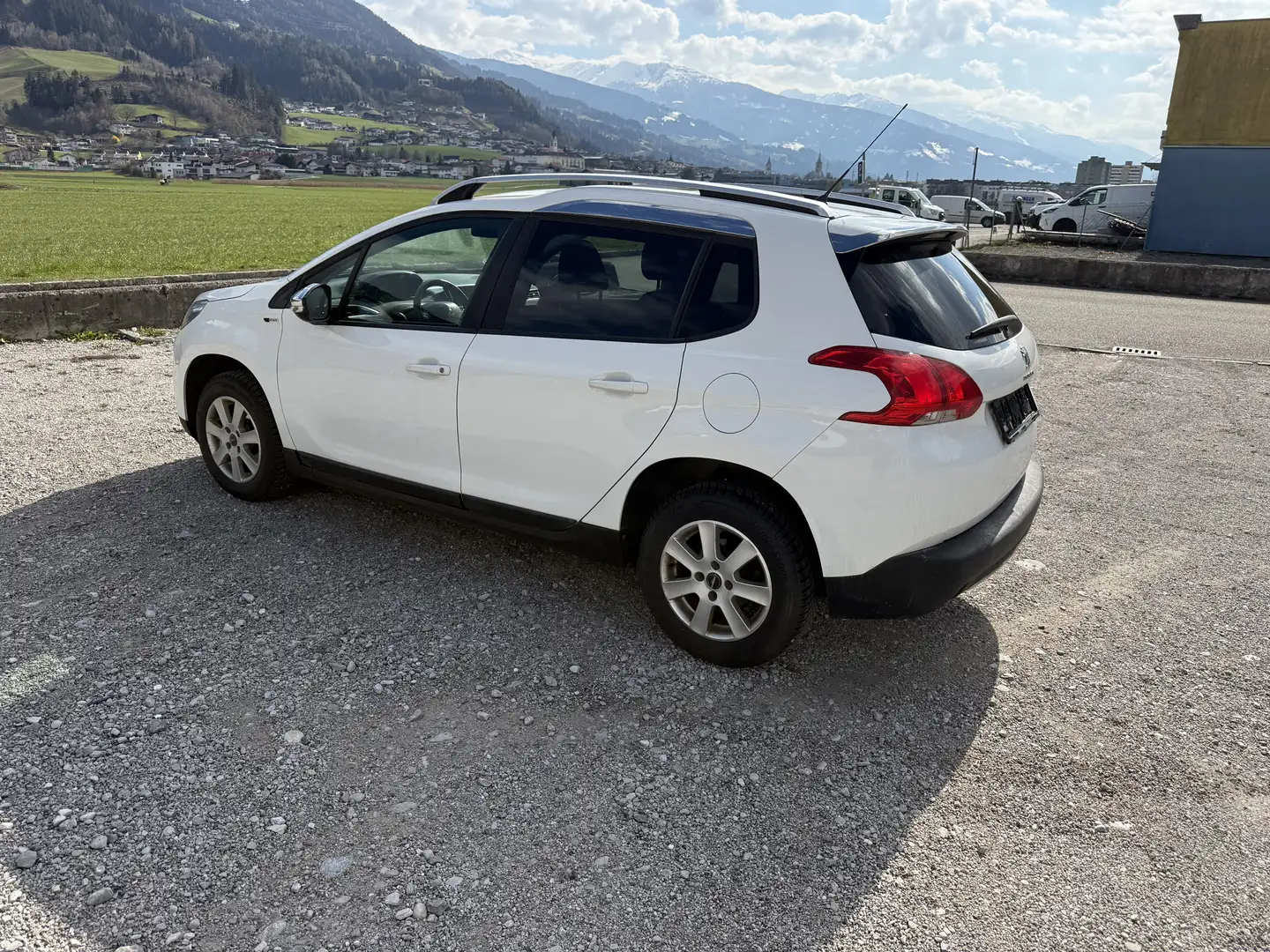 Peugeot 2008 1,2 PureTech Style - 2