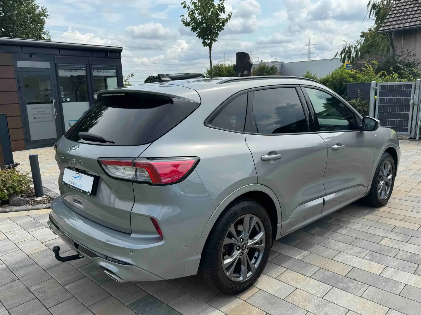 Ford Kuga ST-Line 1.5 *LED*Navi*AHK*PDC*DAB* Grau - 2