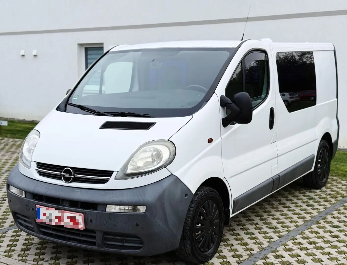 Opel Vivaro 1.9CDTI 120.000Km HundeTransporter+Rampe Weiß - 1