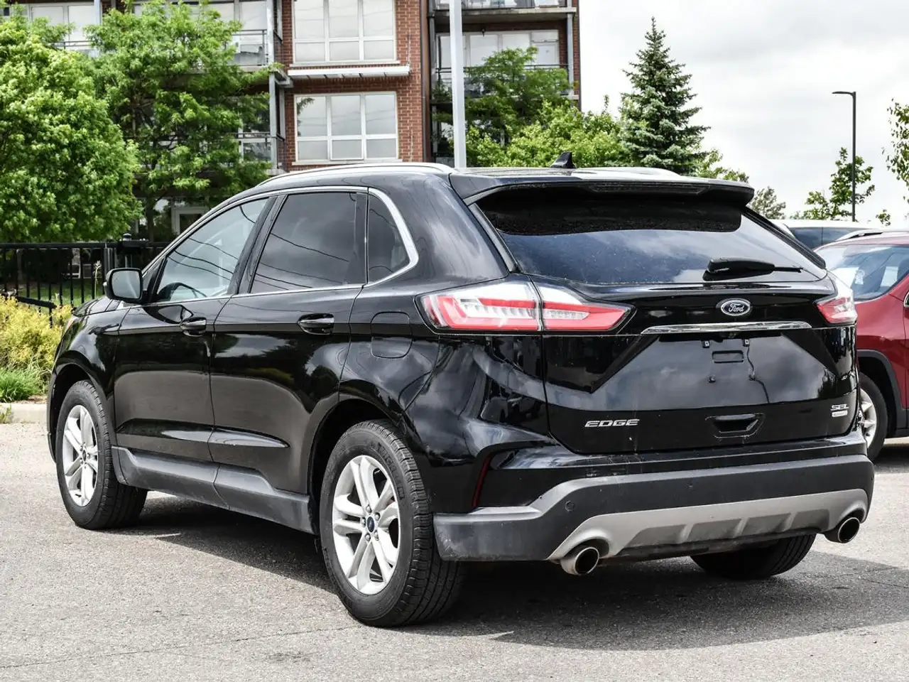 Ford Edge снимка Ford Edge
