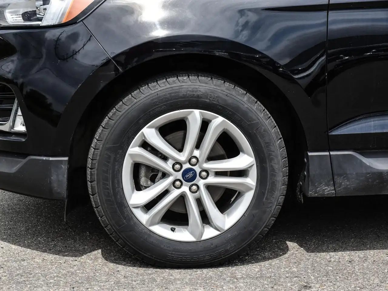 Ford Edge снимка Ford Edge