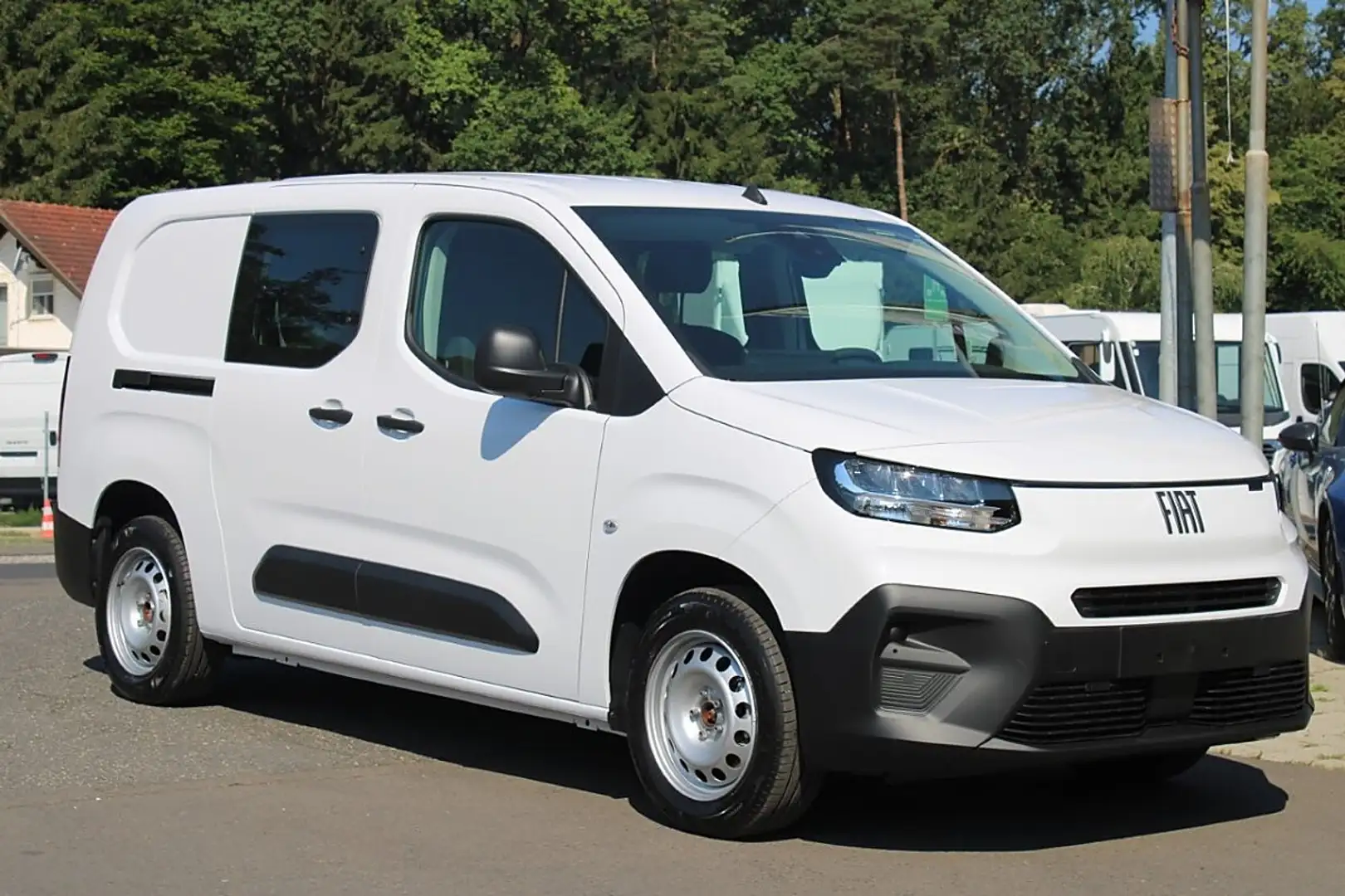Fiat Doblo DoKa KW XL 100MT Netto EUR 22491,-- Weiß - 2