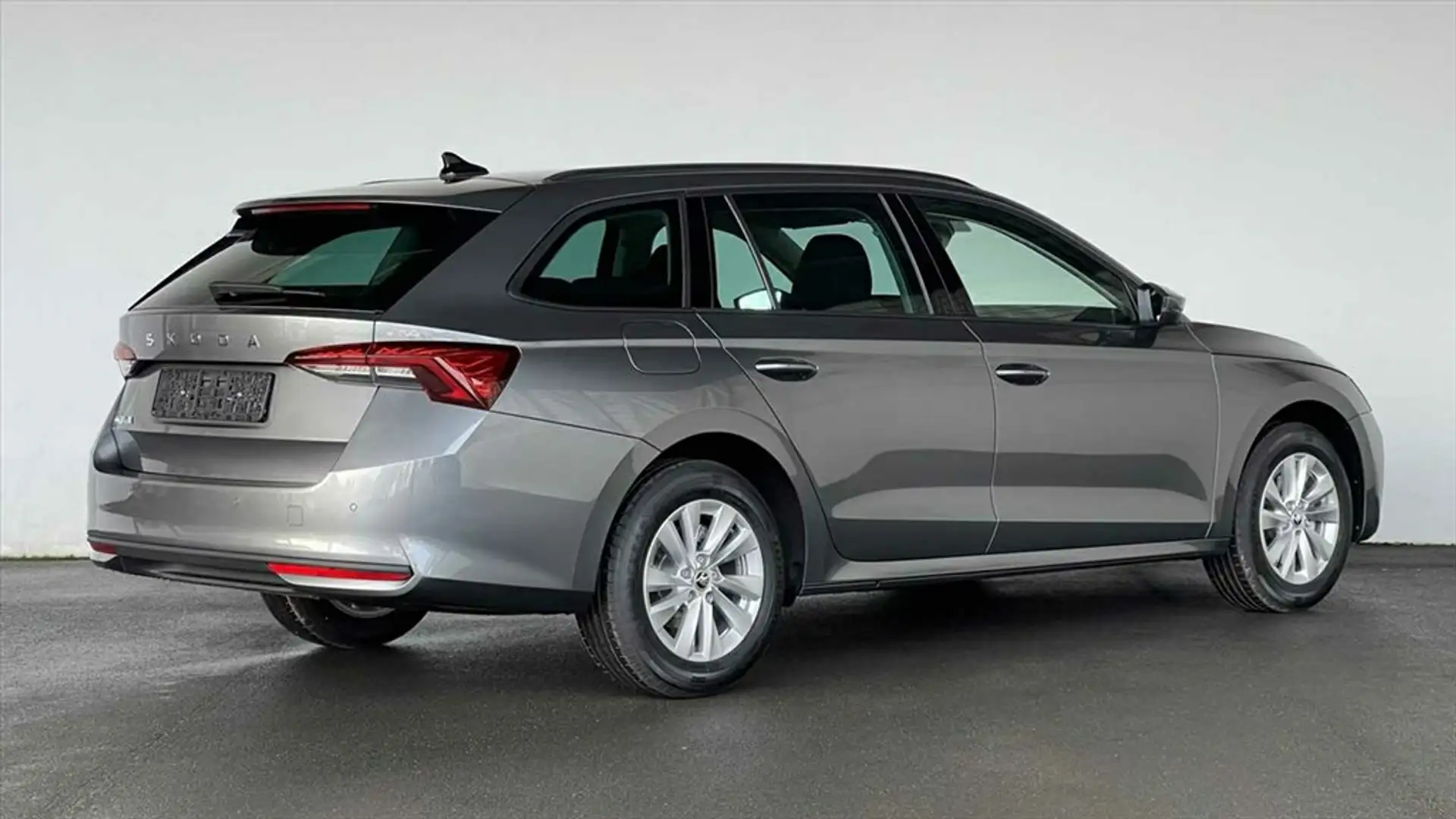 Skoda Octavia IV Combi 2,0 TDI DSG Selection Klimaaut. Grigio - 2