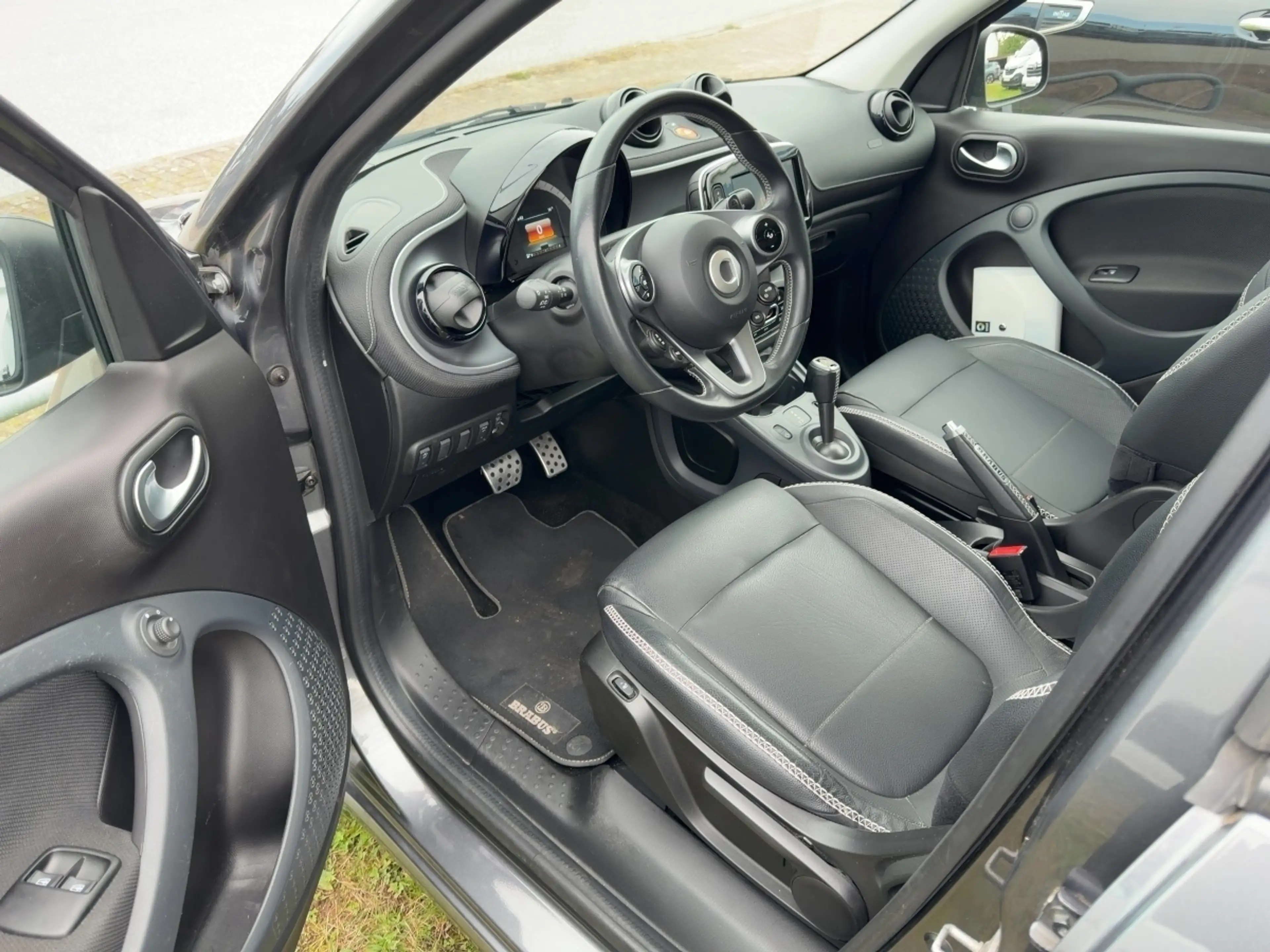 smart forFour 0.9 Turbo — photo 8
