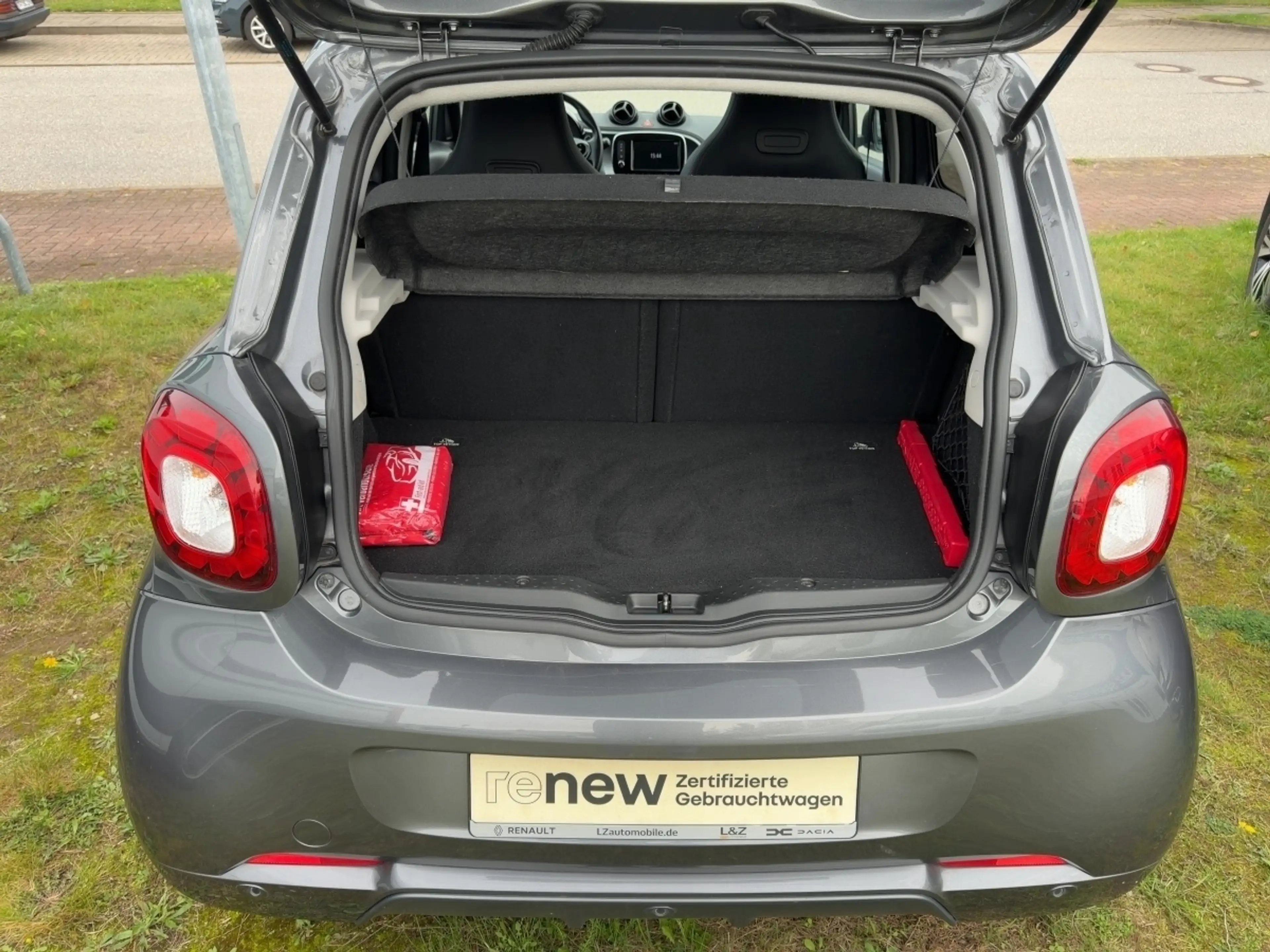 smart forFour 0.9 Turbo — photo 13