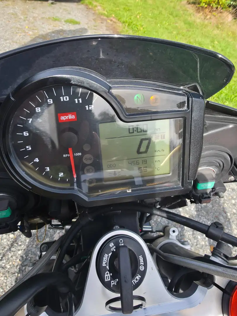 Aprilia Tuono 1000RR Noir - 2