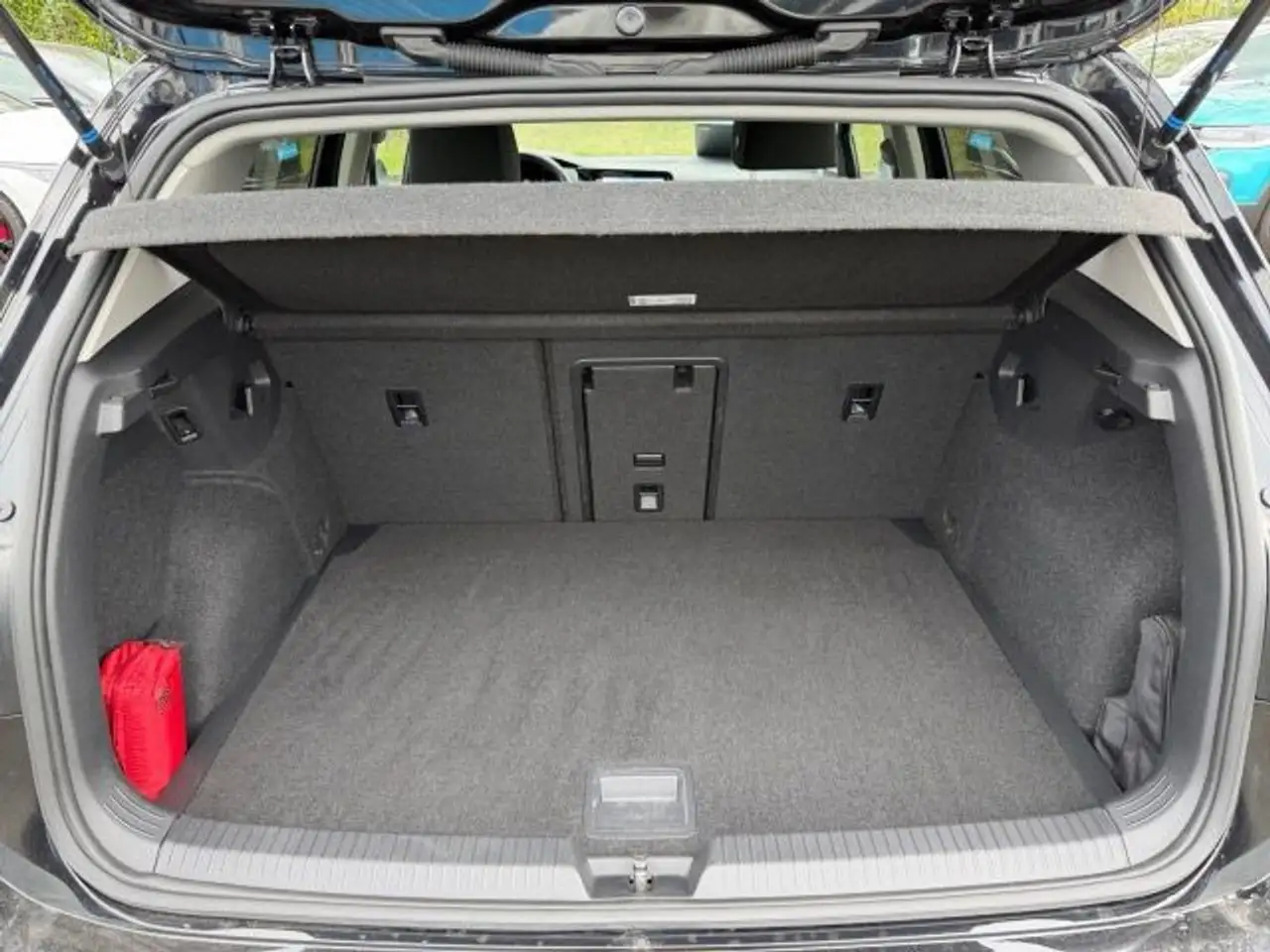 Volkswagen Golf VIII 2.0 TDI DSG United Navi,AHK,,ACC, миниатюра 16