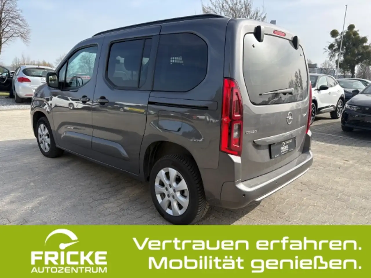 Opel Combo Life Ultimate+Alu+Kamera+Sitz-LenkHzg+AppleCarPlay 3
