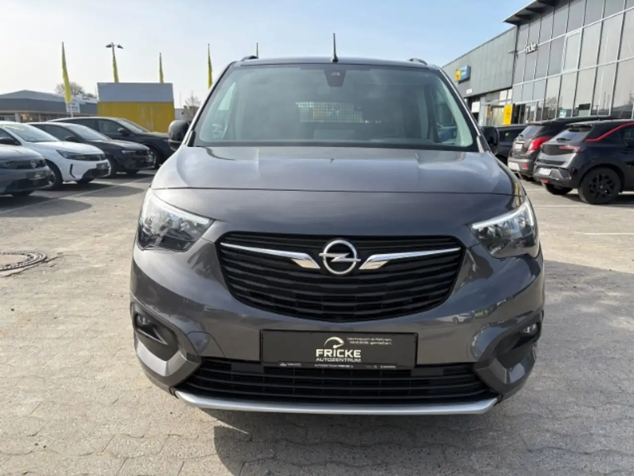 Opel Combo Life Ultimate+Alu+Kamera+Sitz-LenkHzg+AppleCarPlay 6