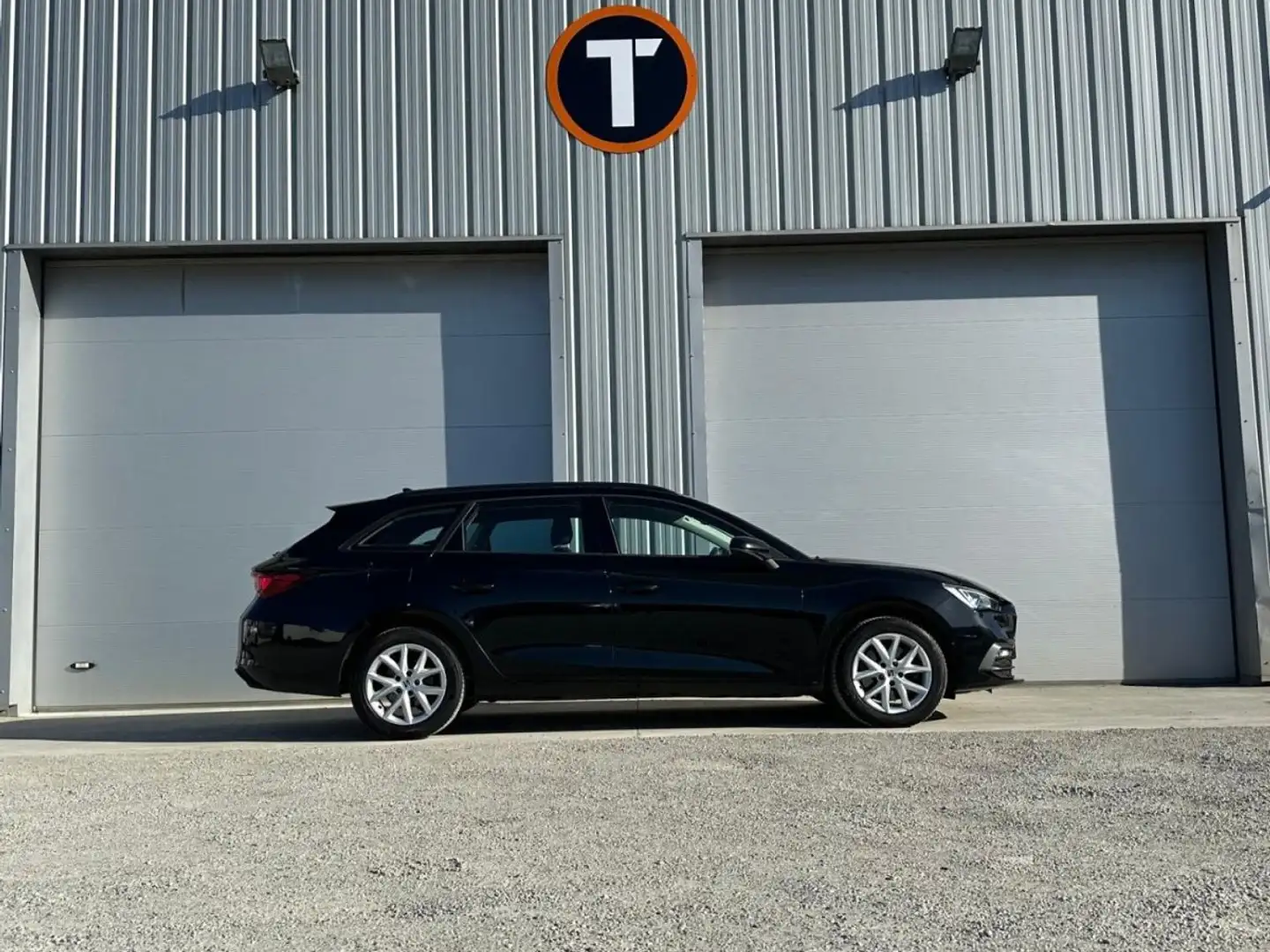 SEAT Leon BUSINESS 2.0 TDI 150 DSG7 Noir - 2
