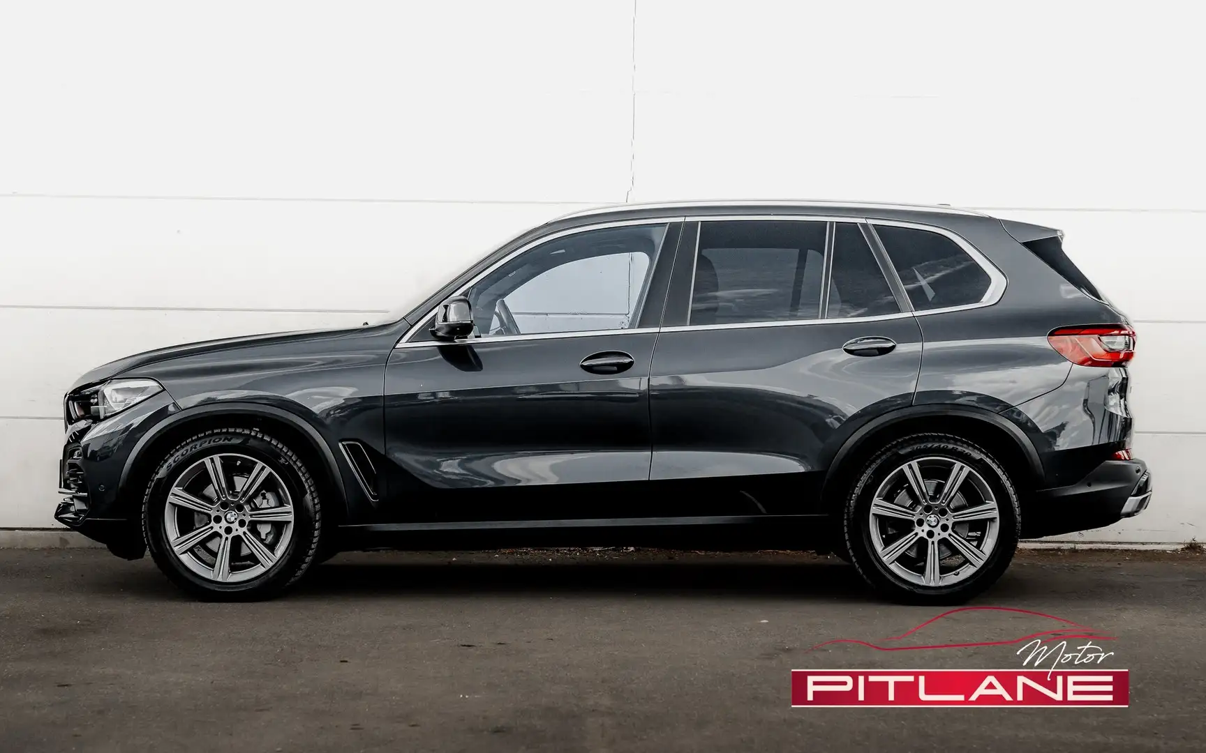 BMW X5 3.0 XDrive30D VIRTUAL / 360° CAMERA / CUIR/ LED Šedá - 2