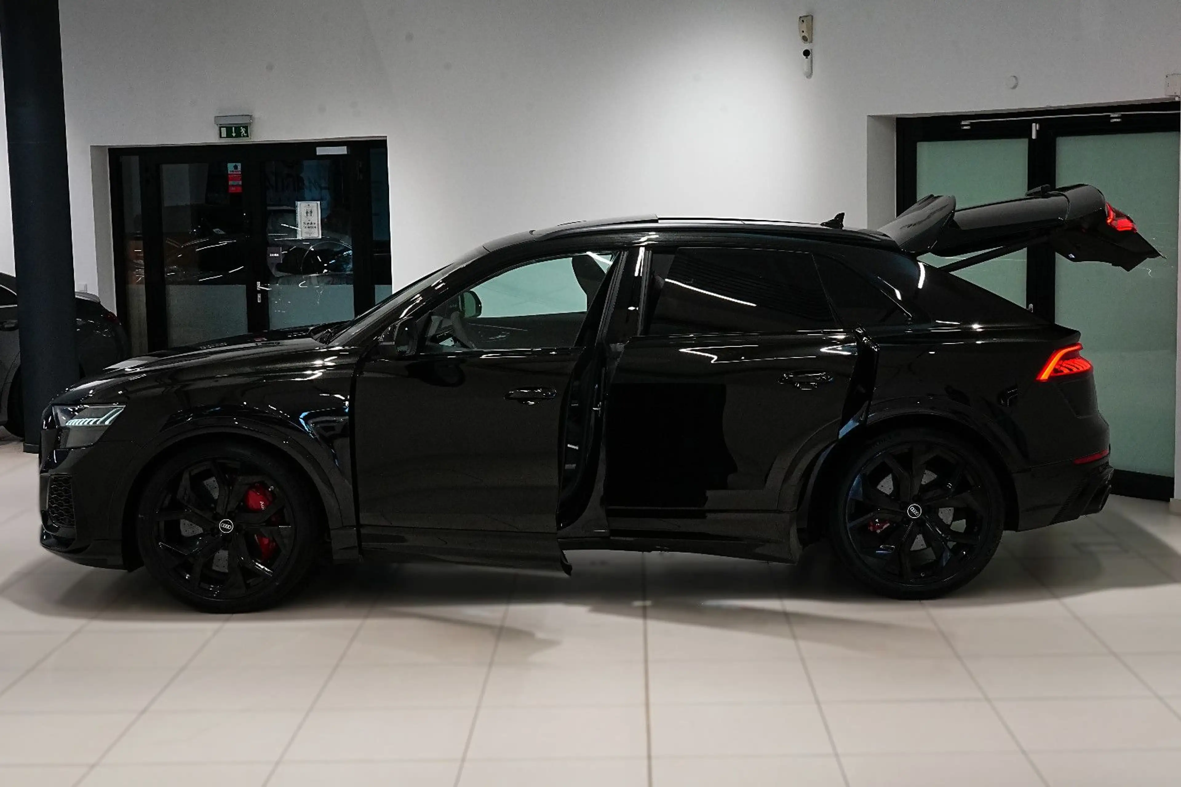 Audi RS Q8 4.0|HUD|KERAMIK|CARBON|SOFT|LUFT|3D|MASSAG| — photo 13