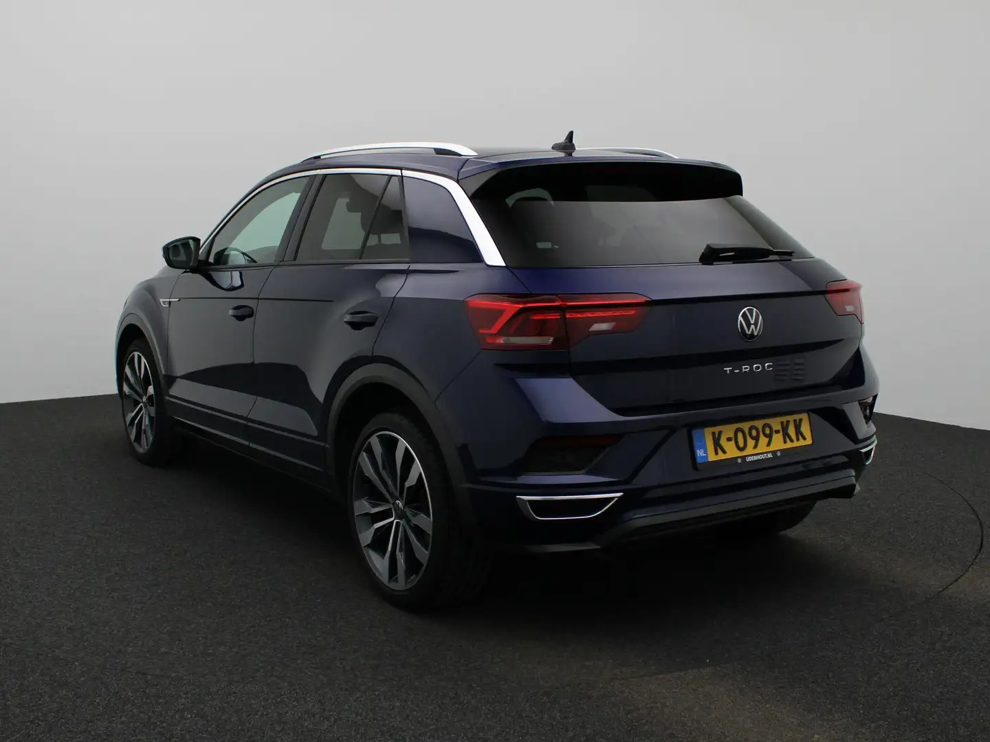 Volkswagen T-Roc 1.5 TSI Sport Business R 150 PK | R-Line exterieur Blauw - 2