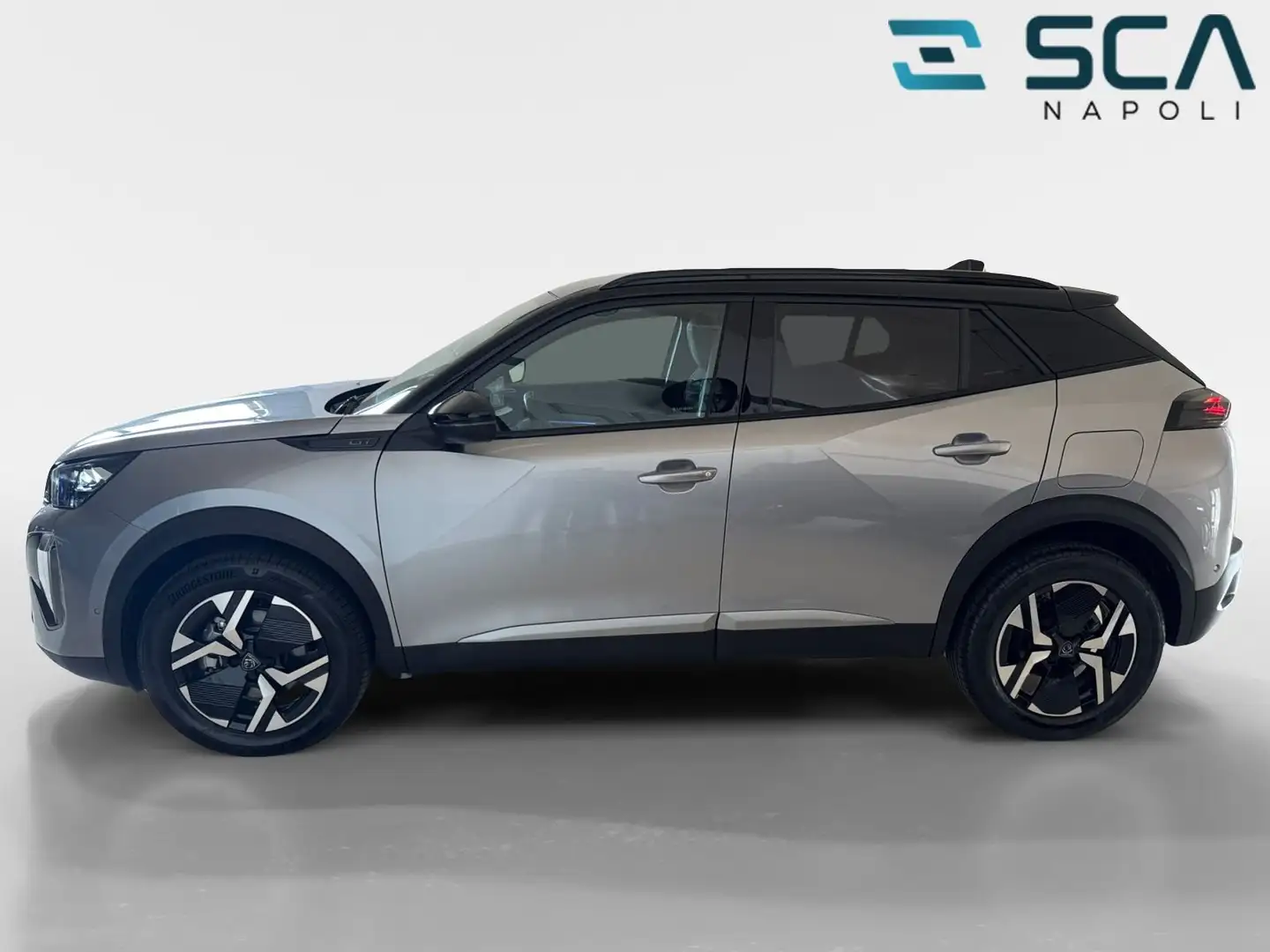 Peugeot 2008 2008 Hybrid 145 e-DCS6 GT Grijs - 2
