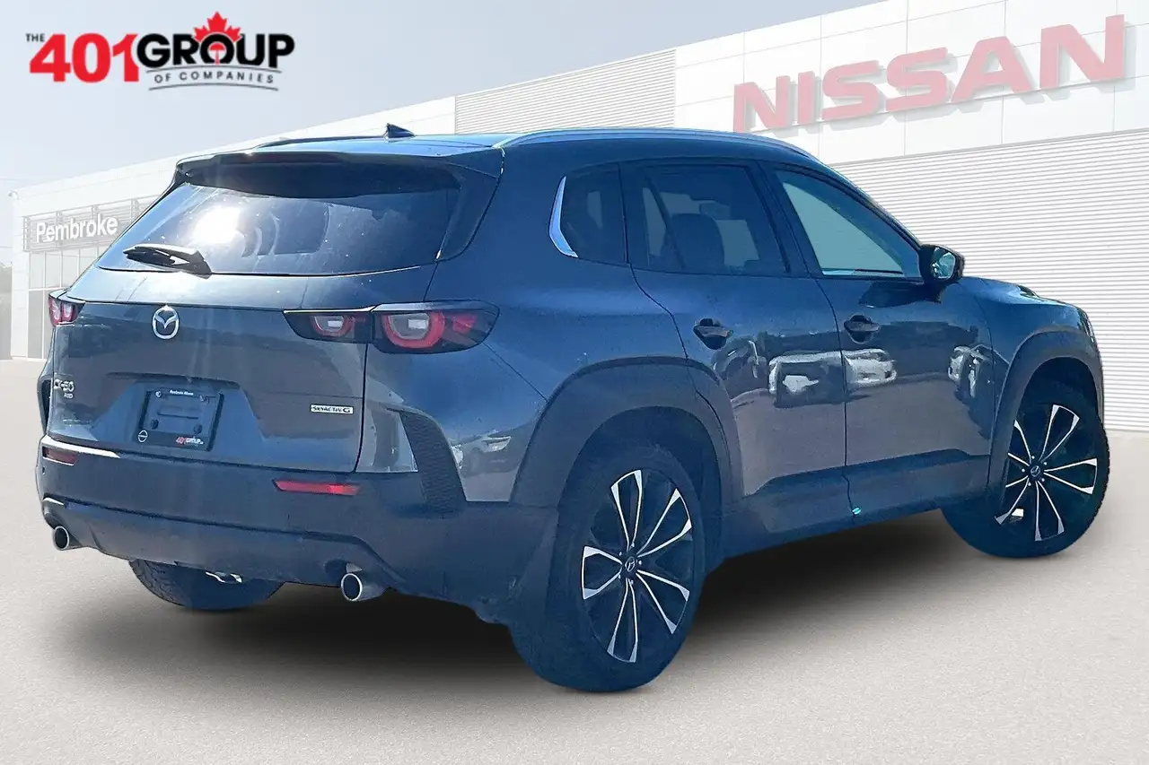 Mazda CX-50 снимка Mazda CX-50