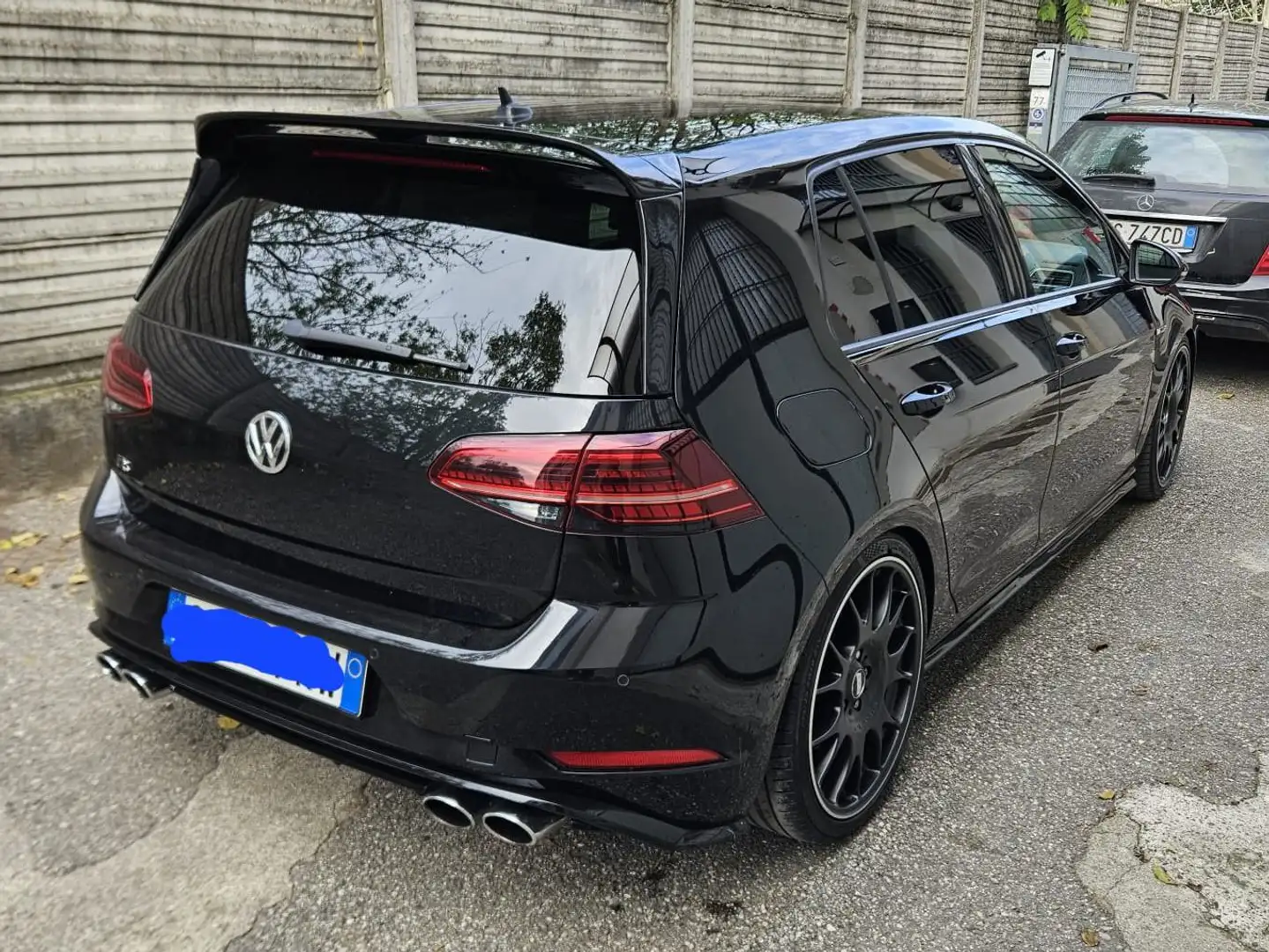 Volkswagen Golf Golf 5p 2.0 tsi R 4motion 310cv dsg Negro - 2