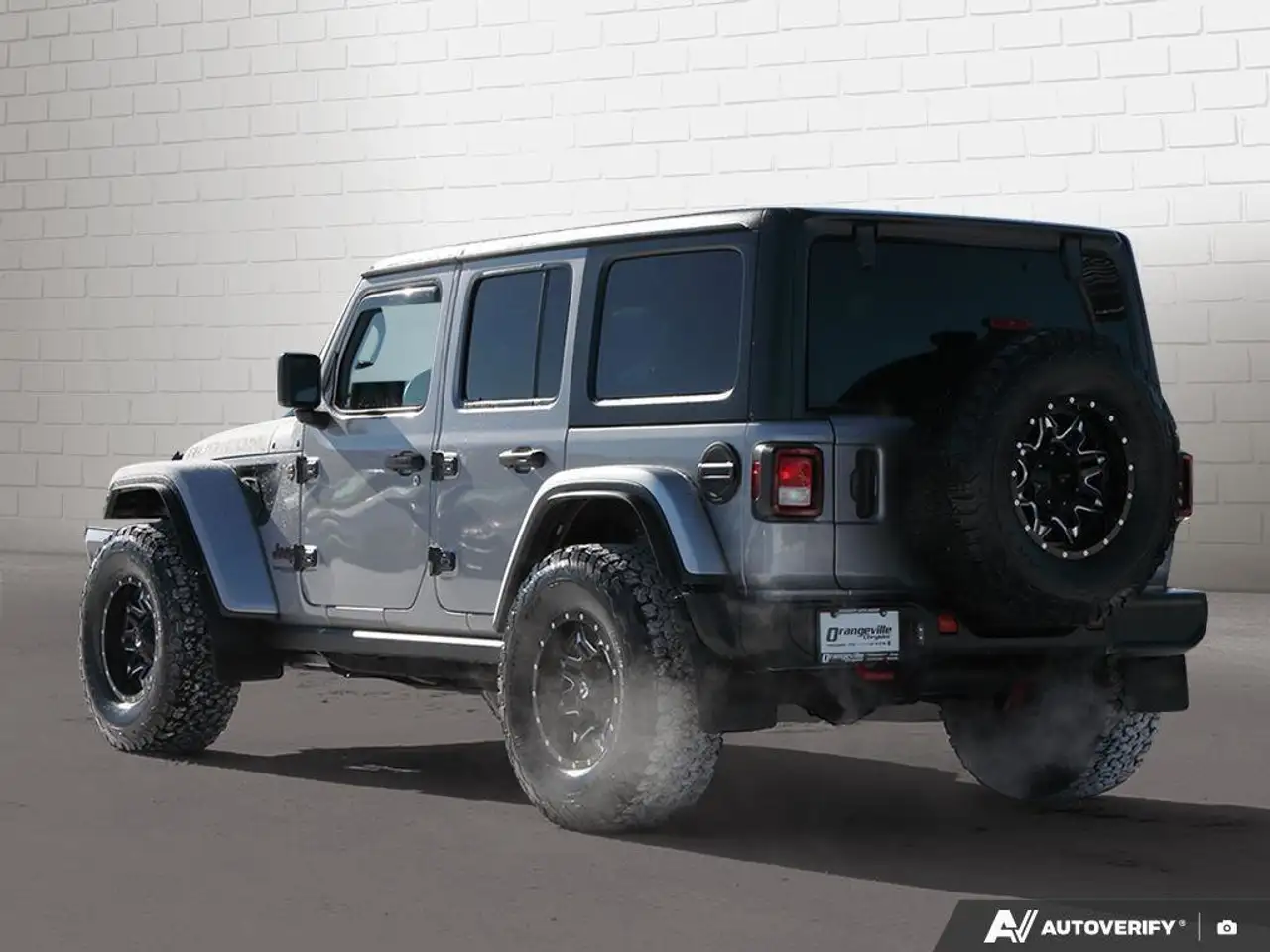 Jeep Wrangler снимка Jeep Wrangler