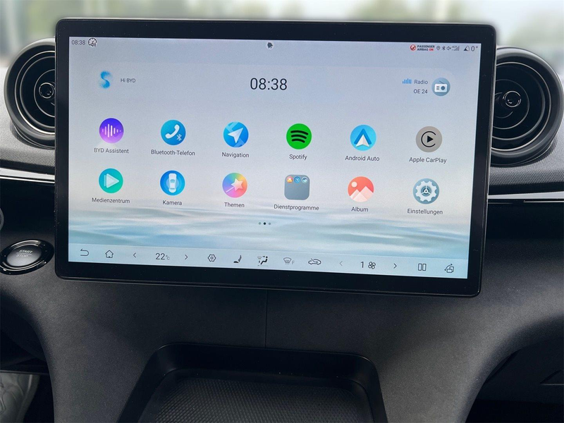 BYD Dolphin 60,4 kWh Comfort Österreich paket — photo 6