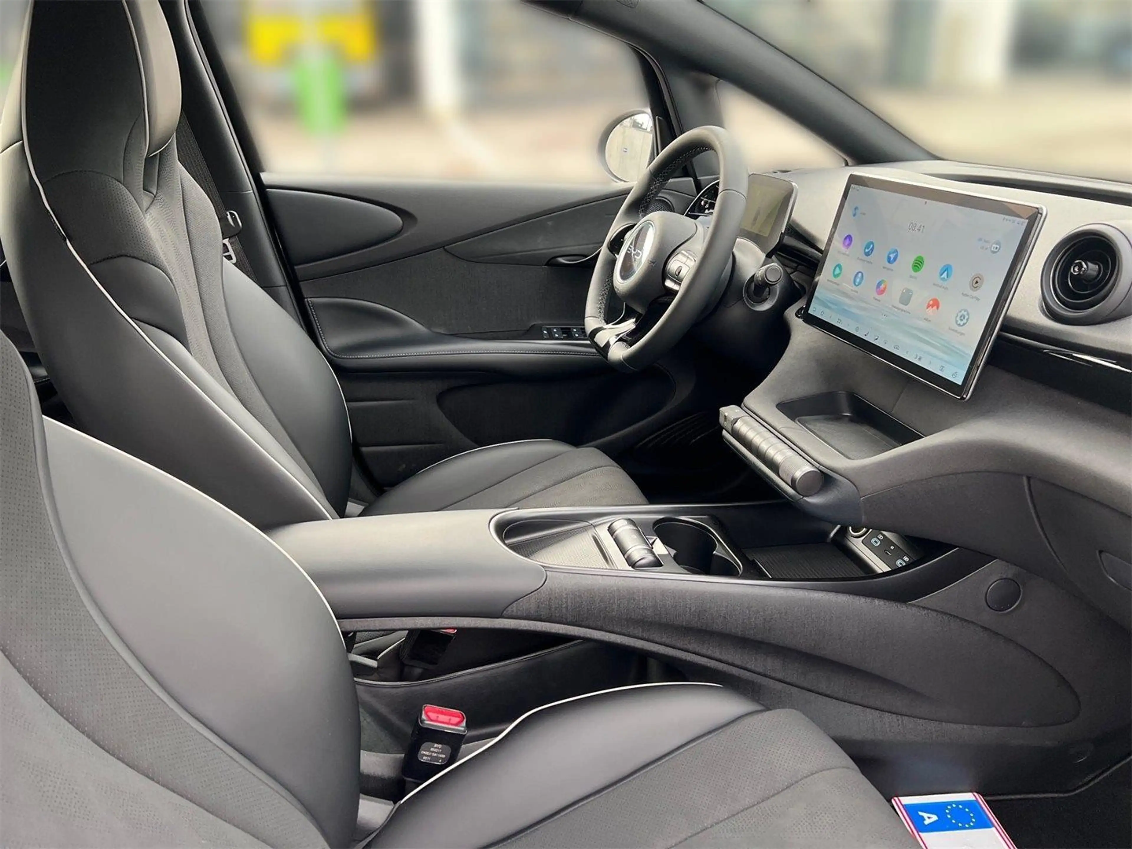BYD Dolphin 60,4 kWh Comfort Österreich paket — photo 14