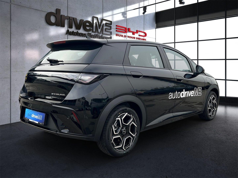 BYD Dolphin 60,4 kWh Comfort Österreich paket — photo 13