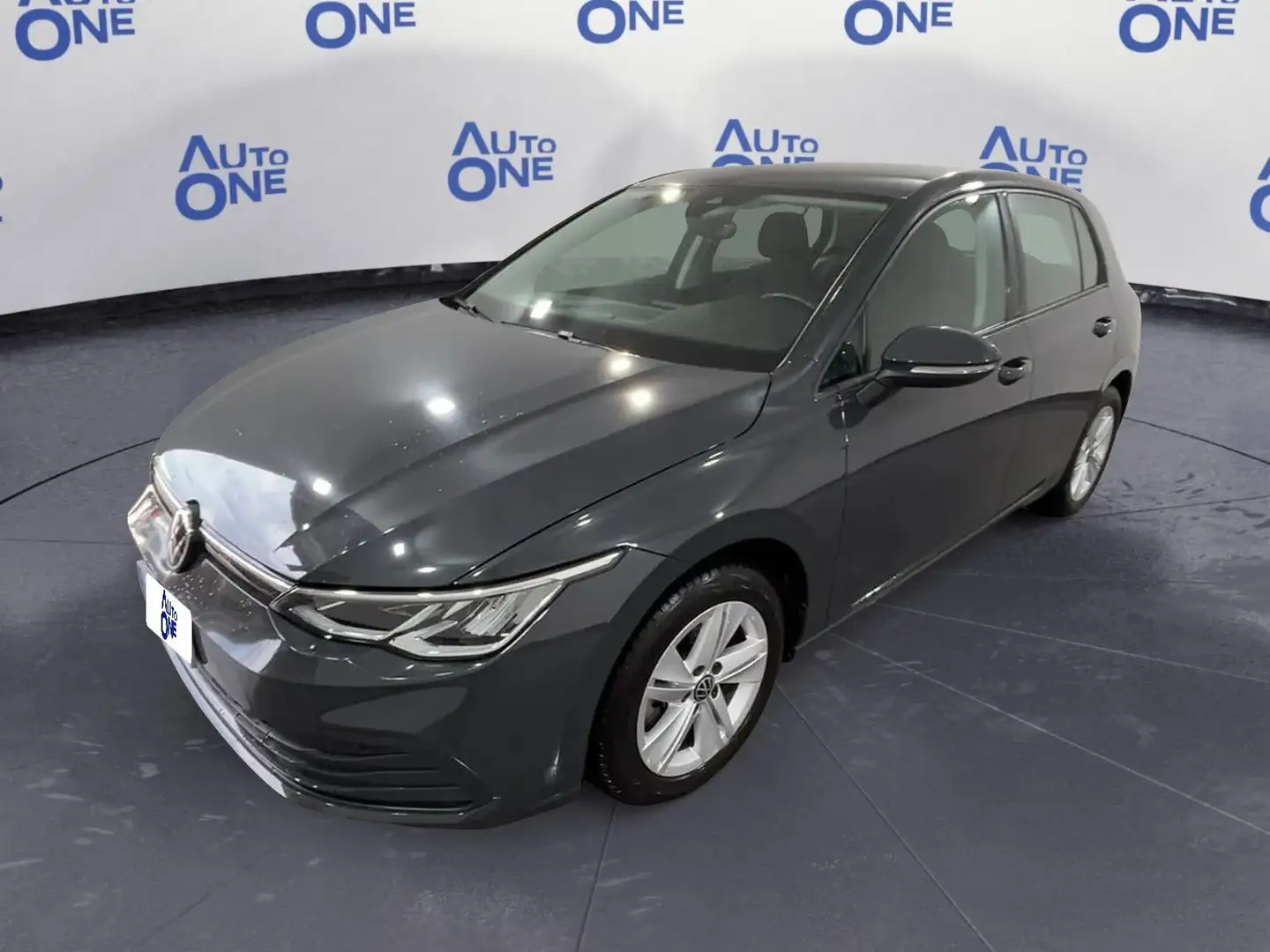 Volkswagen Golf 1.0 eTSI 110CV EVO DSG AUTO Life - 2K* Grigio - 1