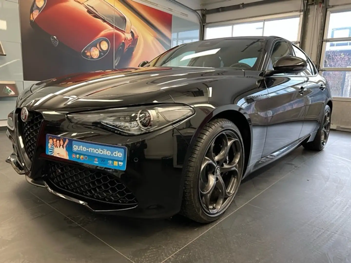 Alfa Romeo Giulia Veloce 2.2D Q4 AT8|Assistenzp.2|Navi|Harm Noir - 1