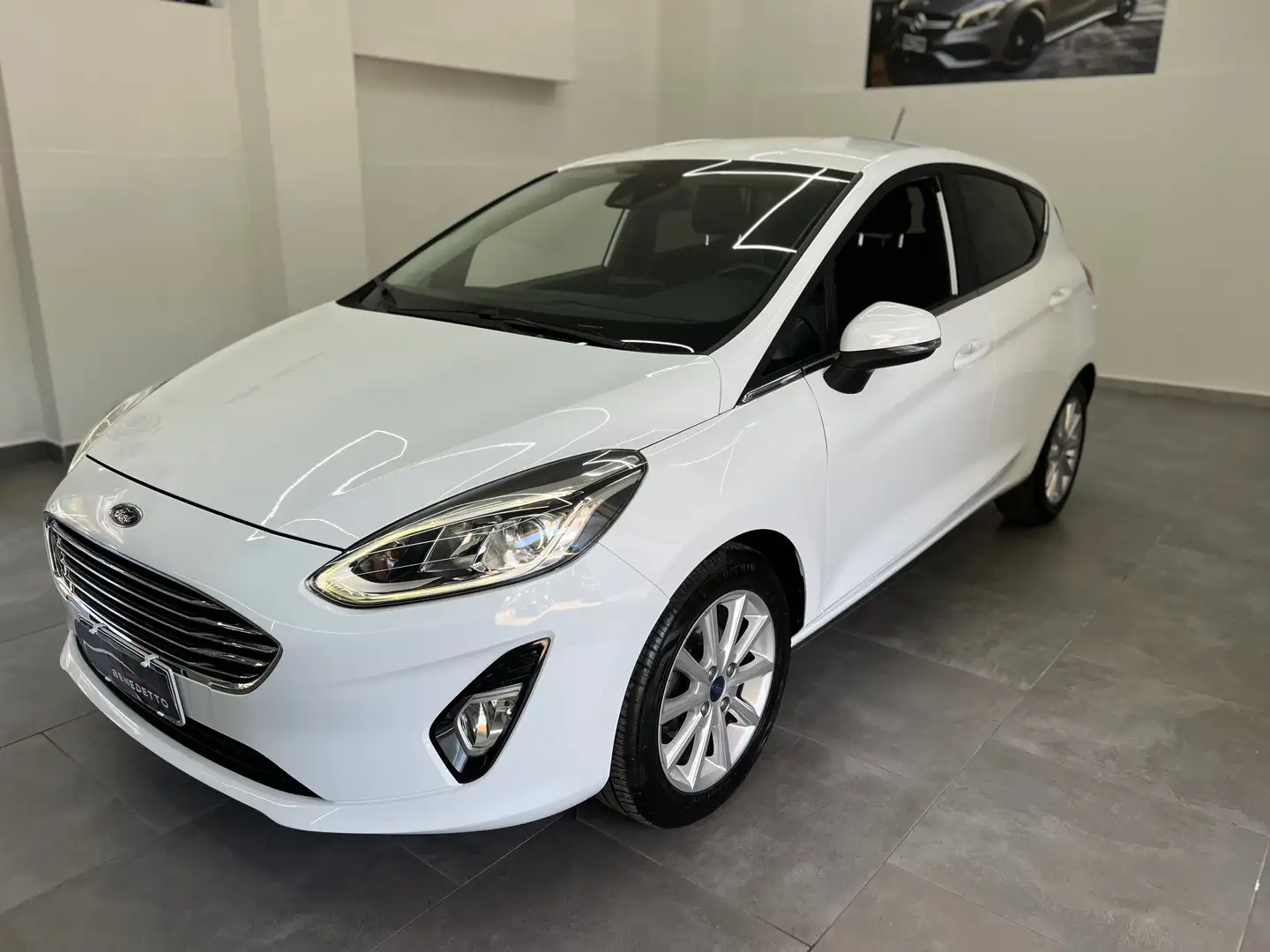 Ford Fiesta Fiesta 5p 1.5 tdci Vignale 85cv Bianco - 2