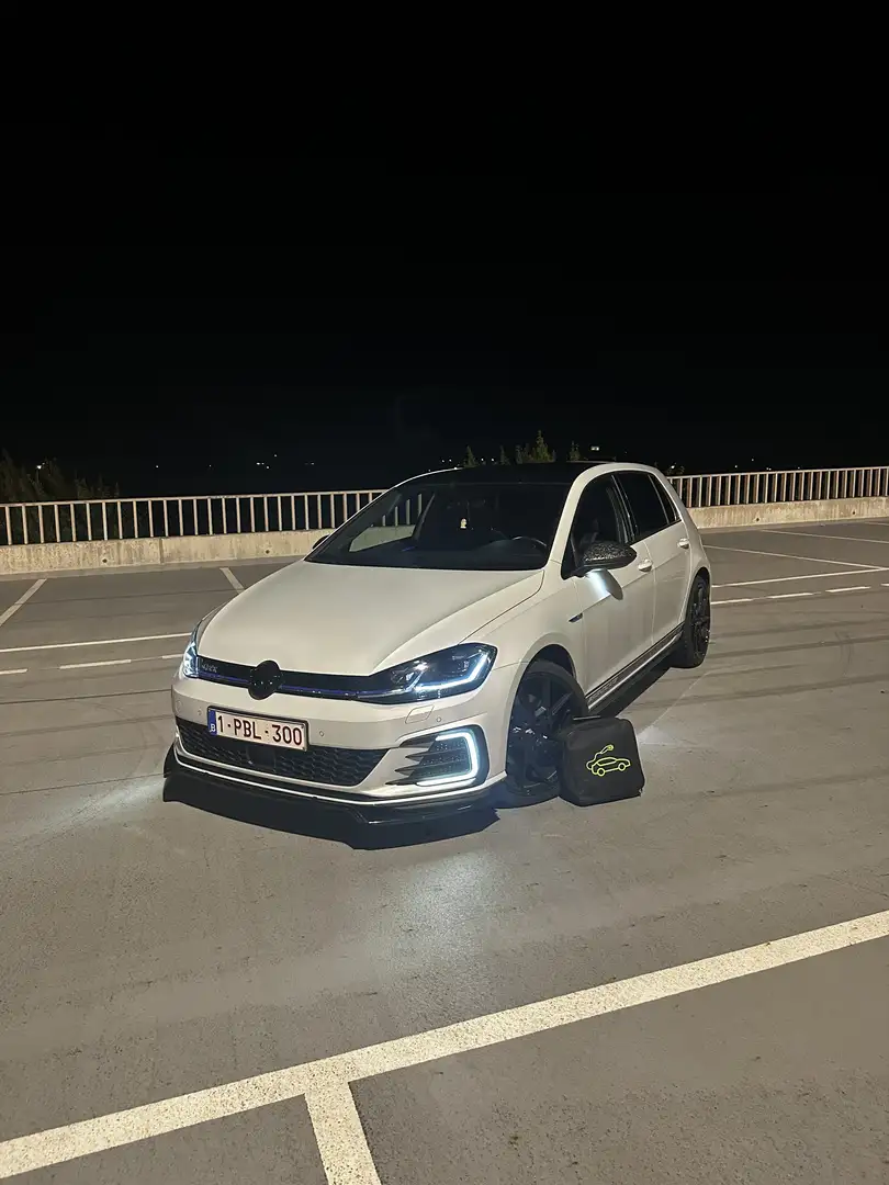 Volkswagen Golf GTE - 1