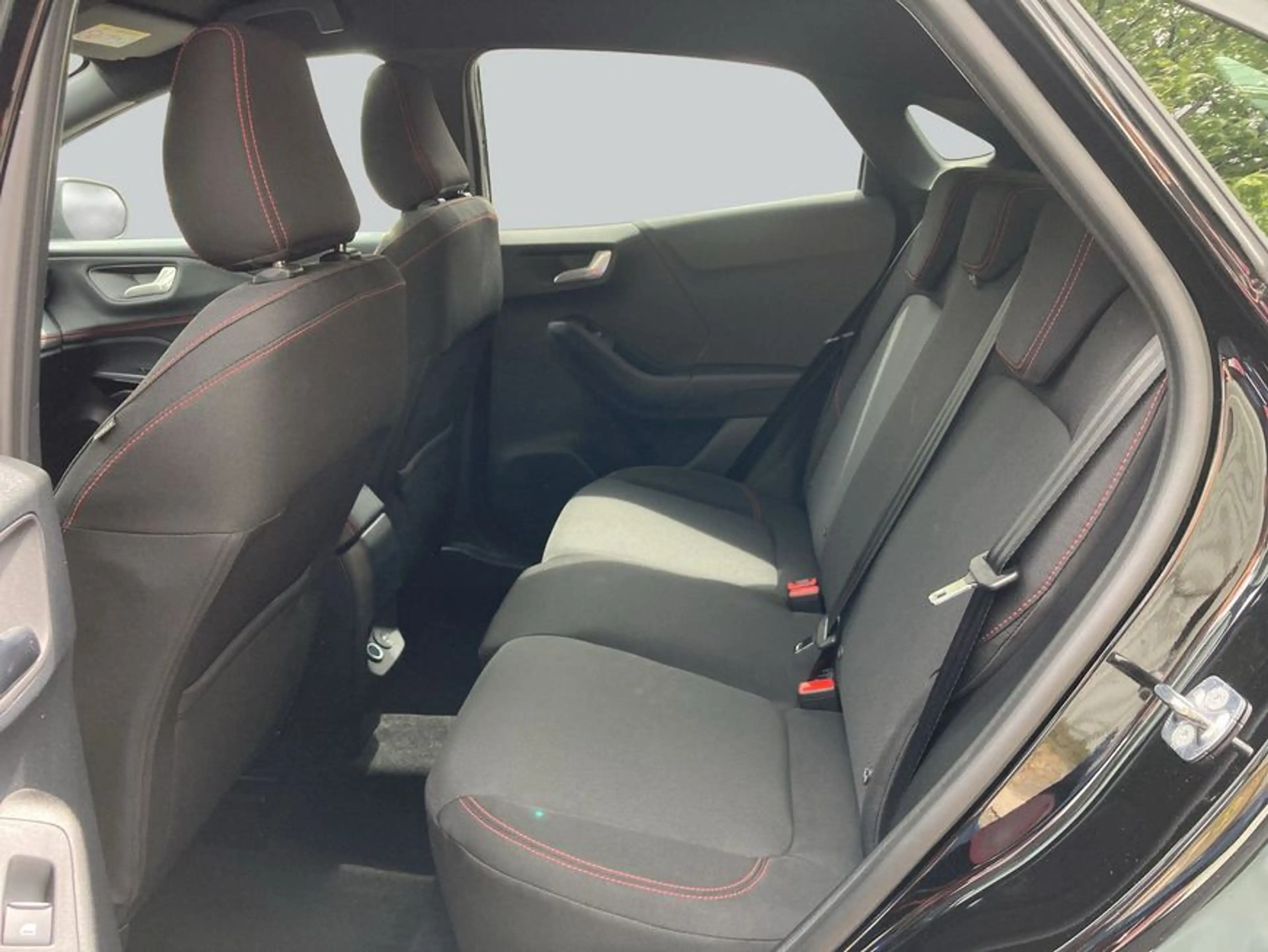 Ford Puma 1.0 EcoBoost Hybrid ST-LINE — photo 12