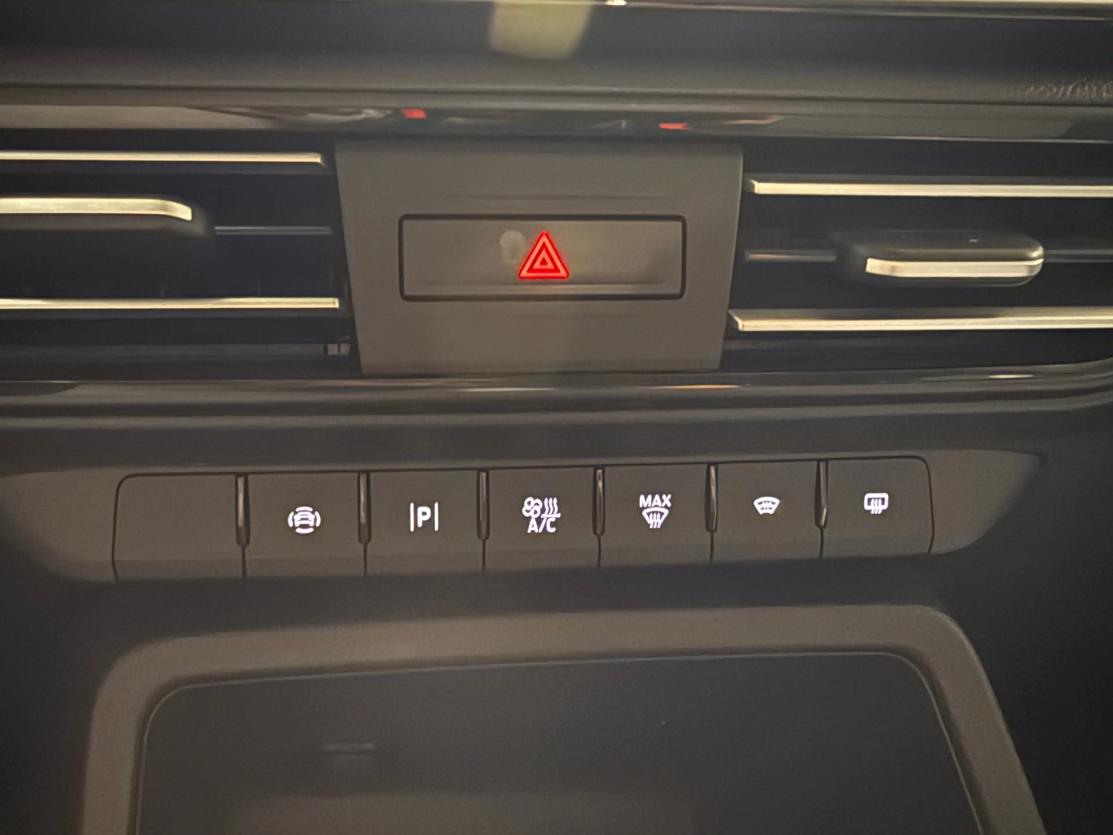 Ford Tourneo Connect 2.0 Ecoblue Titanium Automatik*PDC* — photo 24