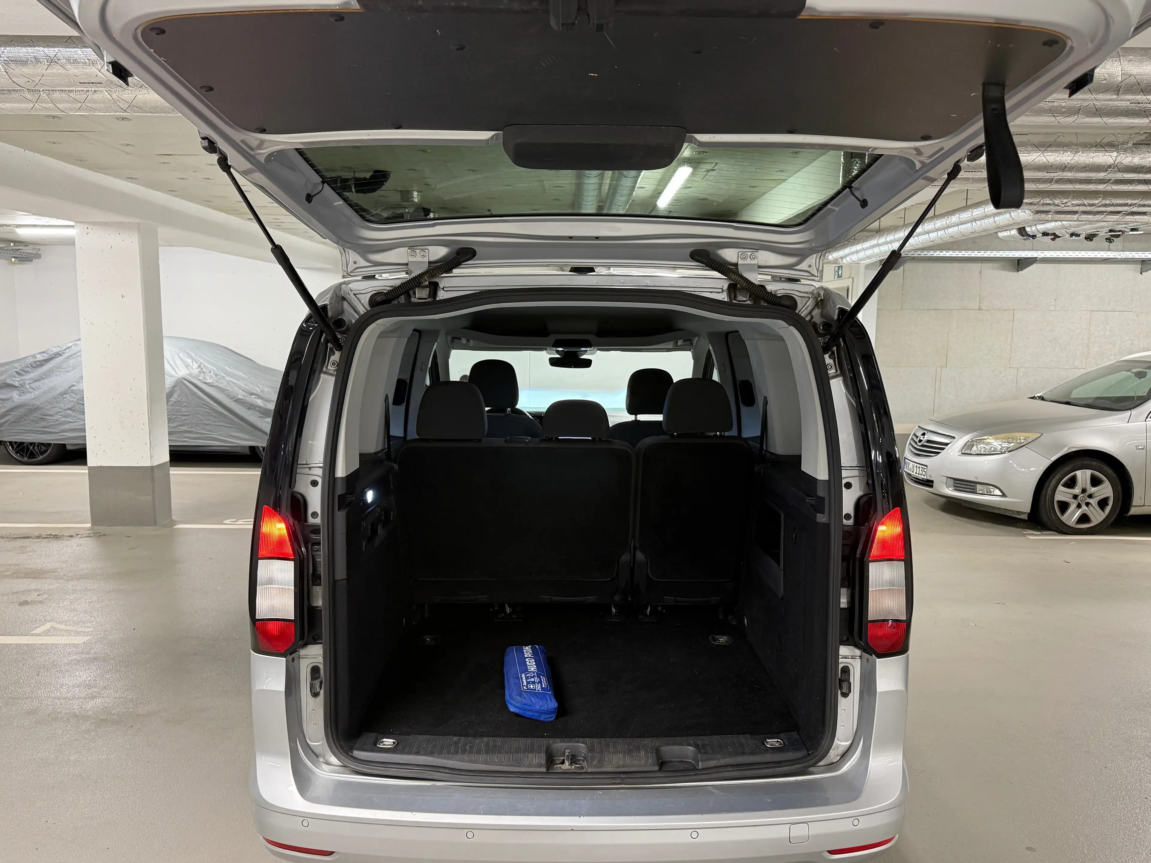 Ford Tourneo Connect 2.0 Ecoblue Titanium Automatik*PDC* — photo 9