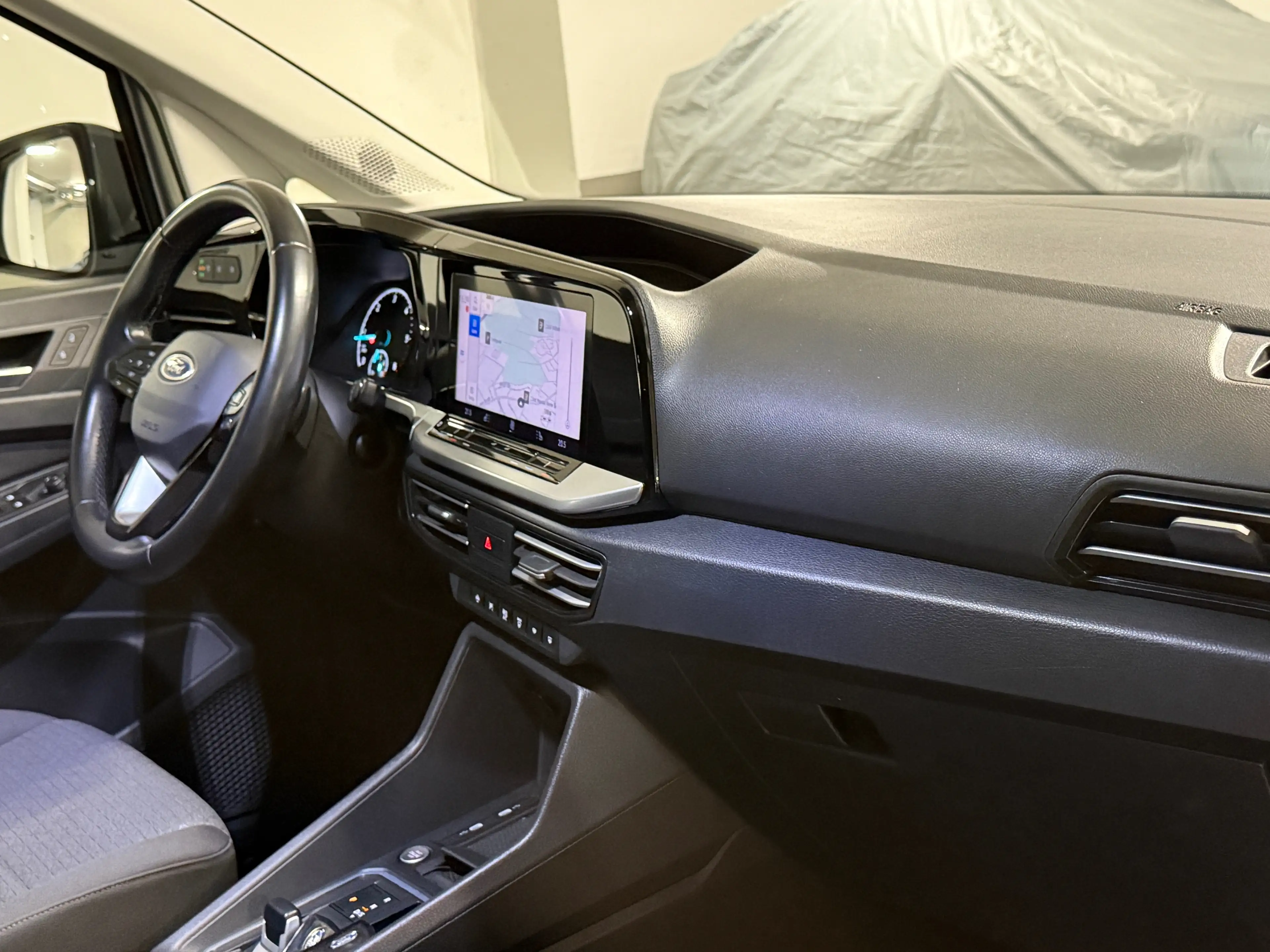 Ford Tourneo Connect 2.0 Ecoblue Titanium Automatik*PDC* — photo 12