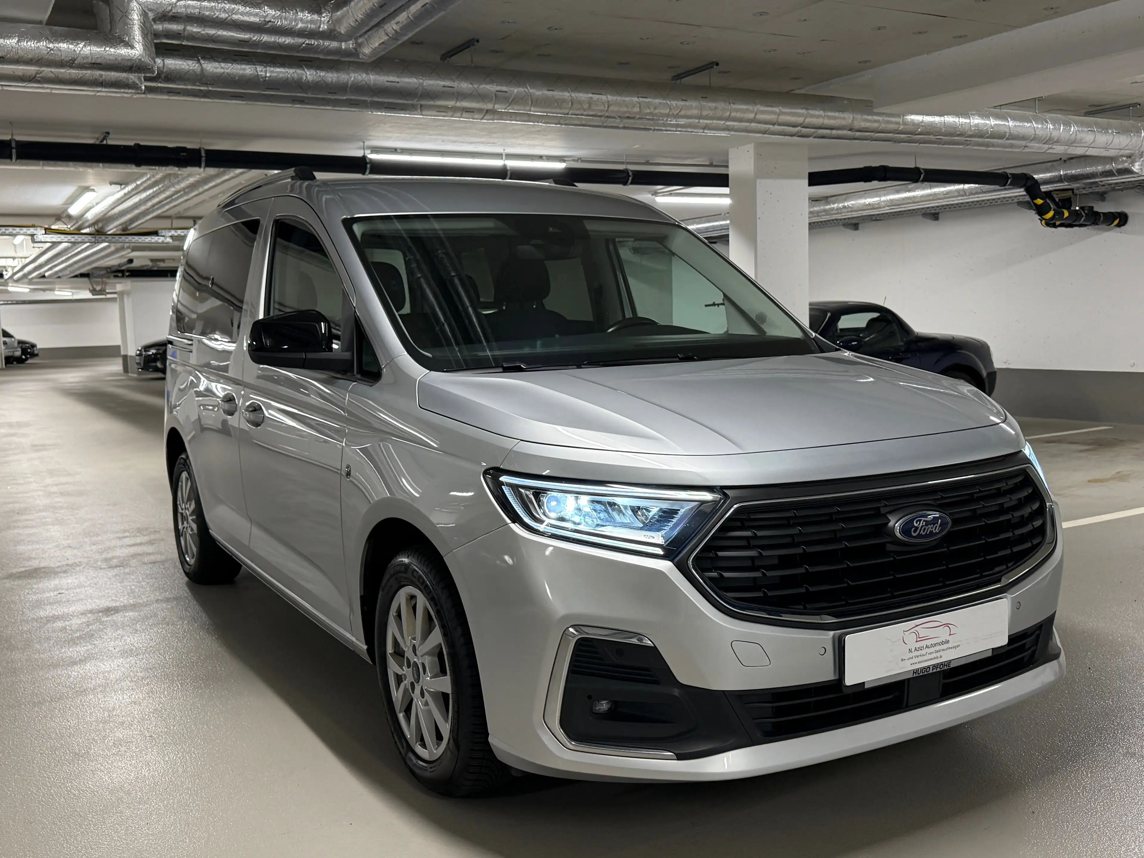 Ford Tourneo Connect 2.0 Ecoblue Titanium Automatik*PDC* — photo 3