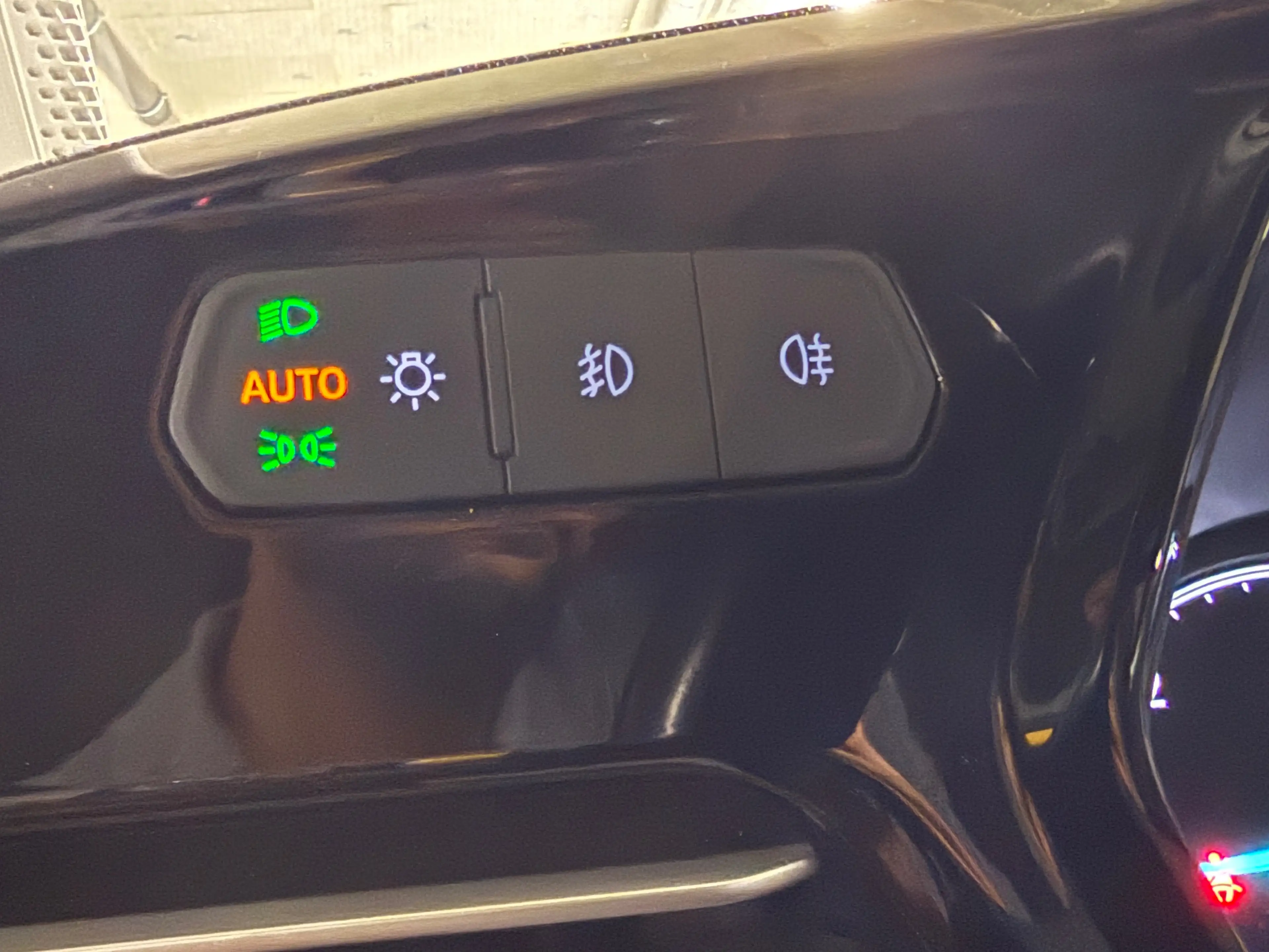 Ford Tourneo Connect 2.0 Ecoblue Titanium Automatik*PDC* — photo 27