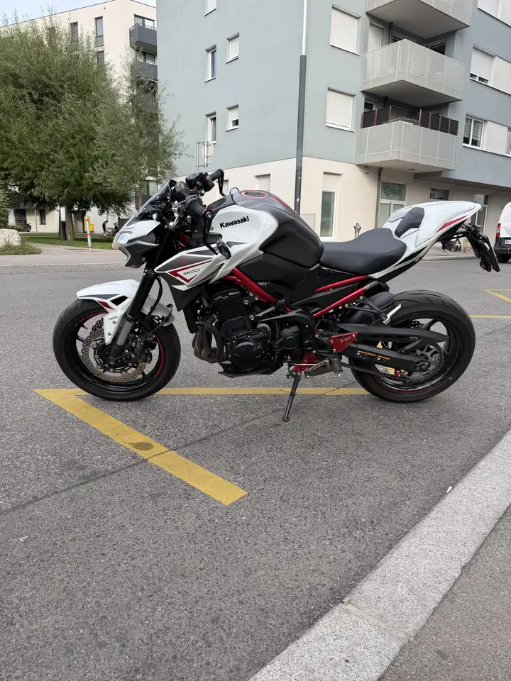 Kawasaki Z 900