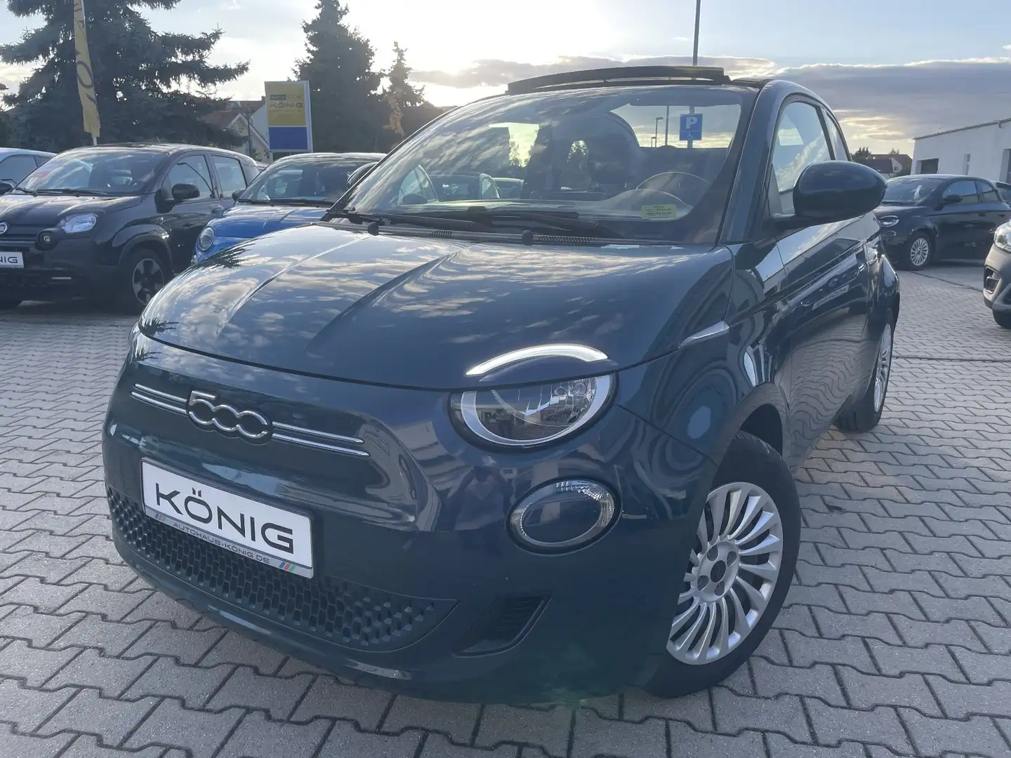 Fiat 500e Neuer 500 Cabrio 320km Reichweite Grün - 1