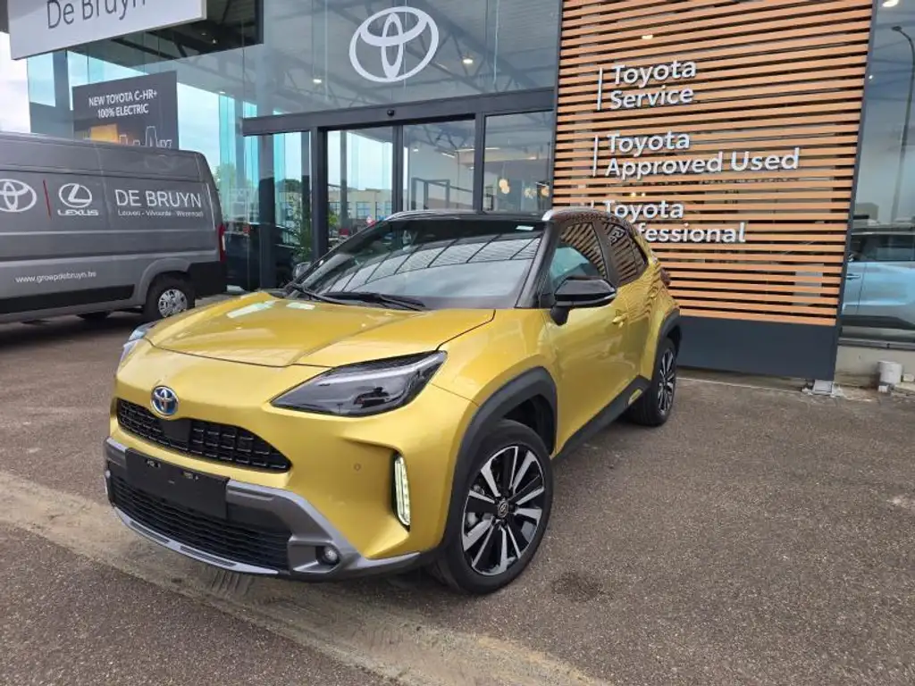 Toyota Yaris Cross 2022 из Европы — купить под ключ