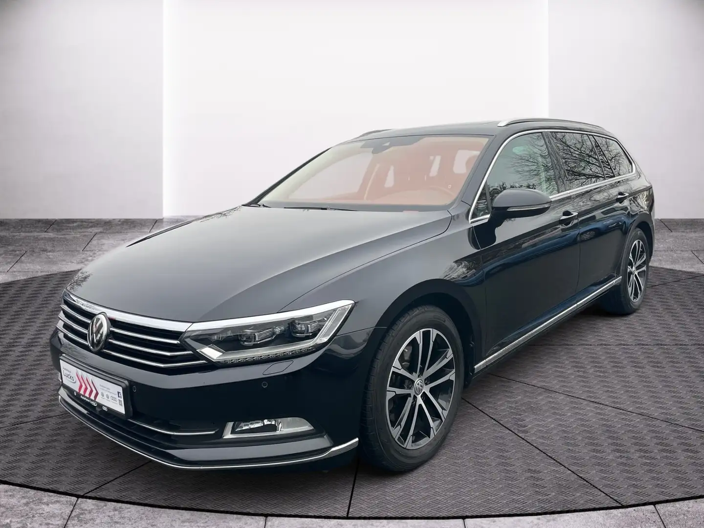 Volkswagen Passat Variant Highline 4Motion LED NAVI LEDER Schwarz - 2