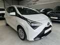 Toyota Aygo x-play Navi Klima Bluetooth CarPlay Weiß - thumbnail 1