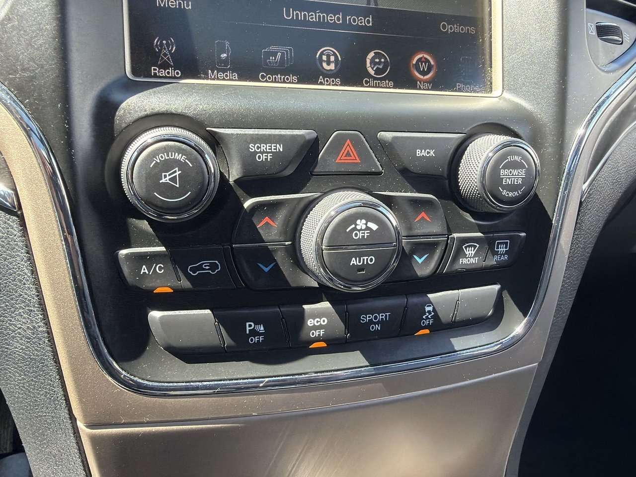 used 2016 Jeep Grand Cherokee car, priced at $19,999