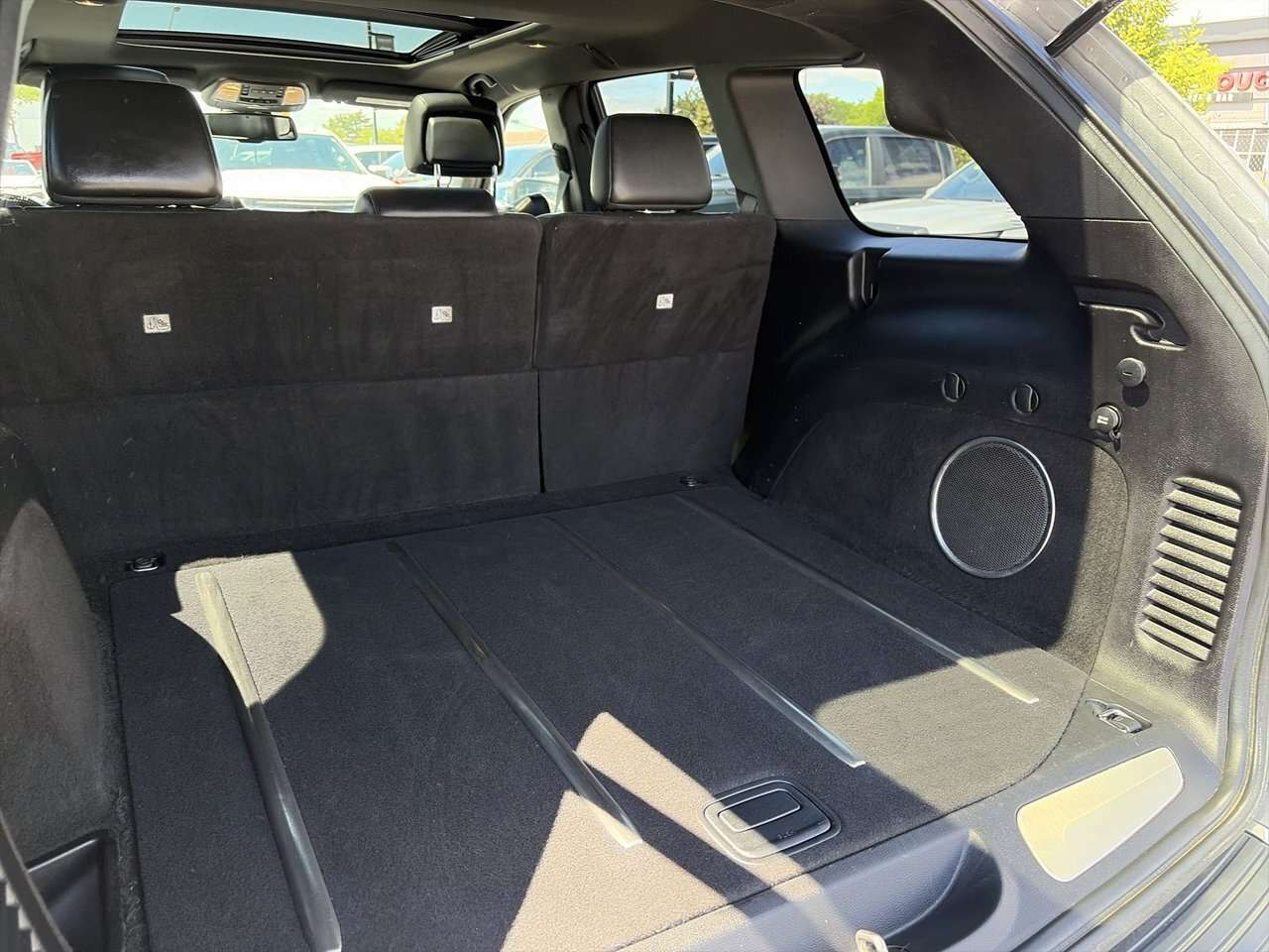 used 2016 Jeep Grand Cherokee car, priced at $19,999